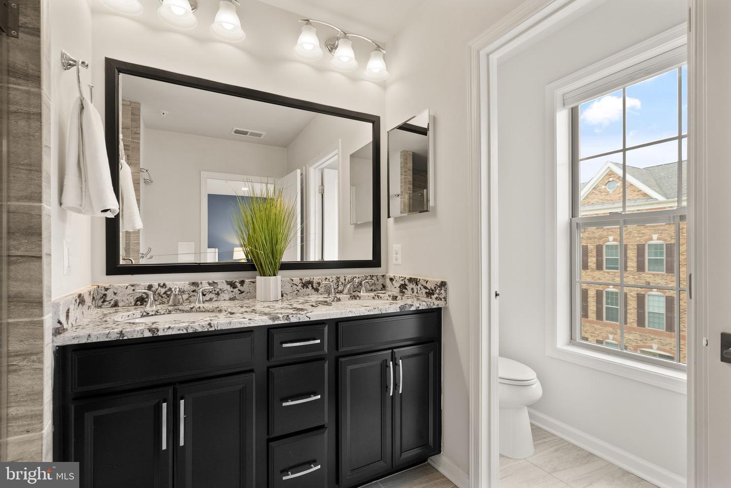 43192 HALKETT SQ, ASHBURN, Virginia 20148, 4 Bedrooms Bedrooms, ,3 BathroomsBathrooms,Residential,For sale,43192 HALKETT SQ,VALO2113112 MLS # VALO2113112