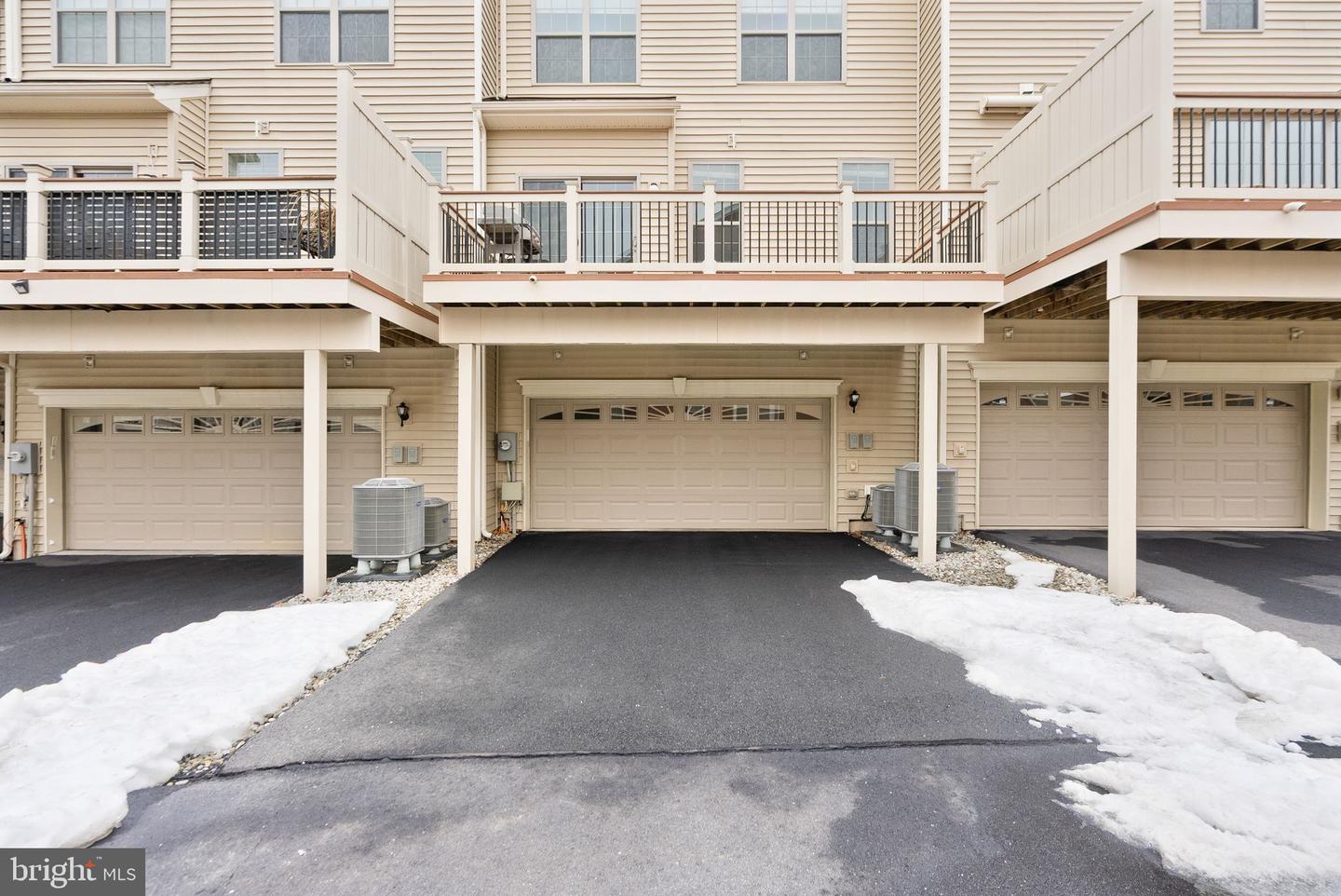 43192 HALKETT SQ, ASHBURN, Virginia 20148, 4 Bedrooms Bedrooms, ,3 BathroomsBathrooms,Residential,For sale,43192 HALKETT SQ,VALO2113112 MLS # VALO2113112