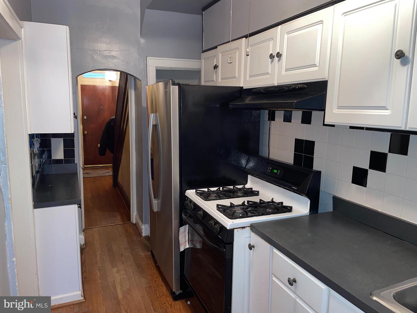 504 23RD PL NE, WASHINGTON, District Of Columbia 20002, 2 Bedrooms Bedrooms, ,2 BathroomsBathrooms,Residential,For sale,504 23RD PL NE,DCDC2239292 MLS # DCDC2239292