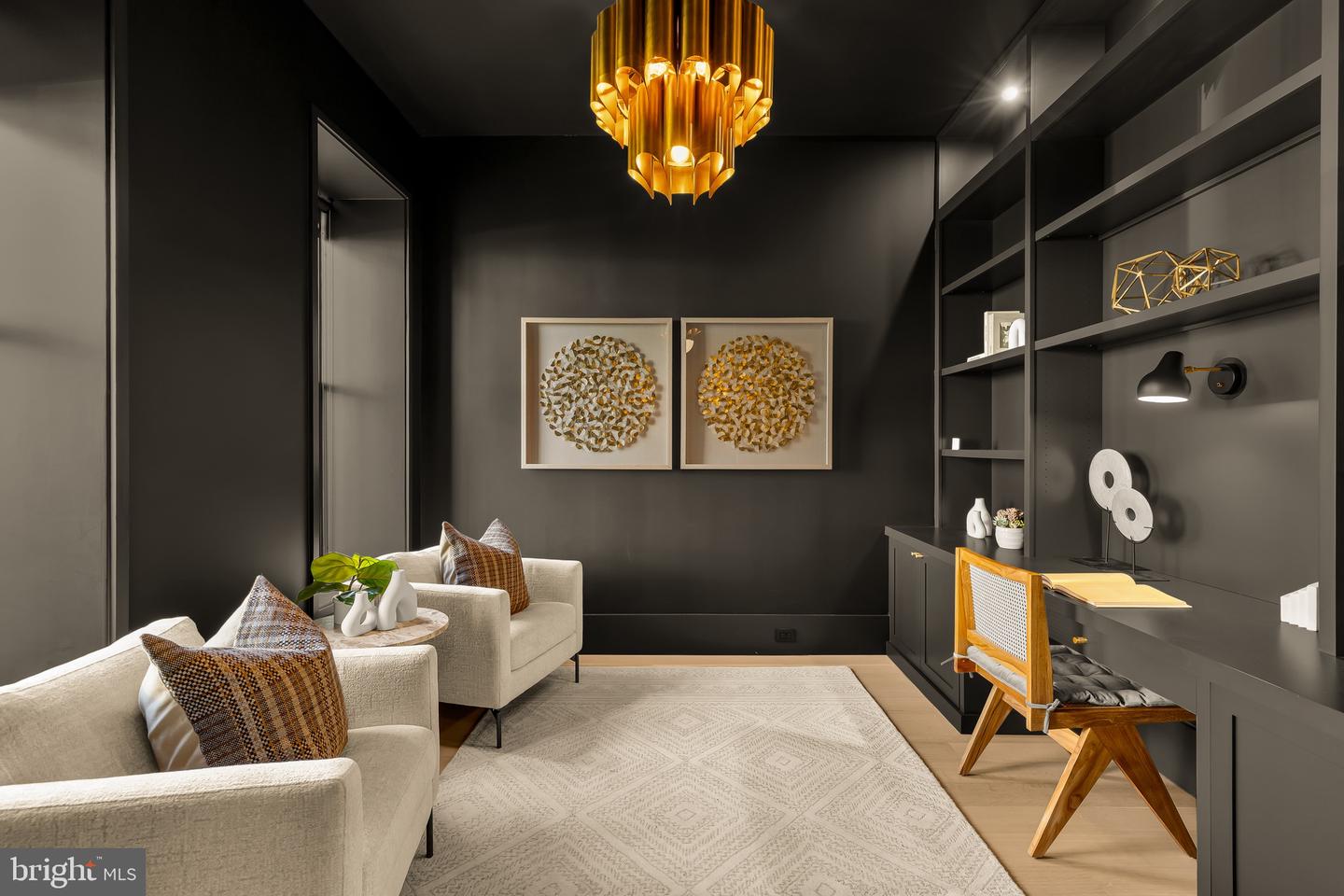 639 E ST SE, WASHINGTON, District Of Columbia 20003, 5 Bedrooms Bedrooms, ,4 BathroomsBathrooms,Residential,For sale,639 E ST SE,DCDC2240060 MLS # DCDC2240060