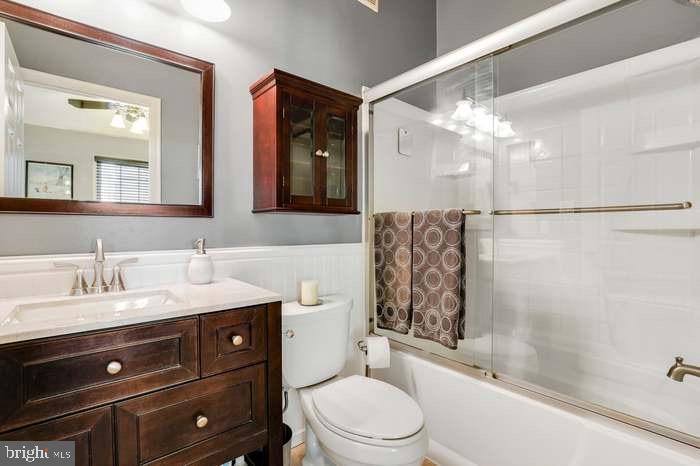 5008 9TH ST S, ARLINGTON, Virginia 22204, 2 Bedrooms Bedrooms, ,2 BathroomsBathrooms,Residential,For sale,5008 9TH ST S,VAAR2067428 MLS # VAAR2067428