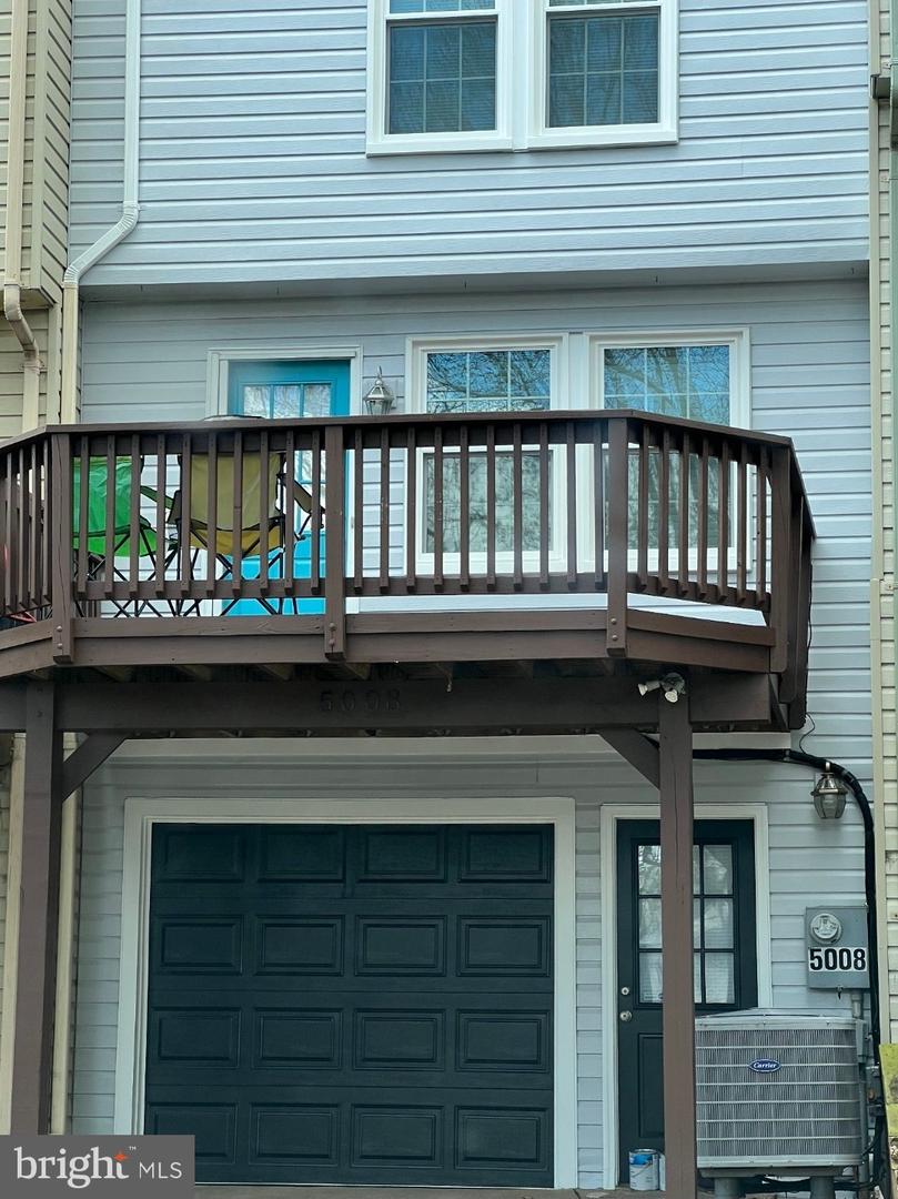 5008 9TH ST S, ARLINGTON, Virginia 22204, 2 Bedrooms Bedrooms, ,2 BathroomsBathrooms,Residential,For sale,5008 9TH ST S,VAAR2067428 MLS # VAAR2067428