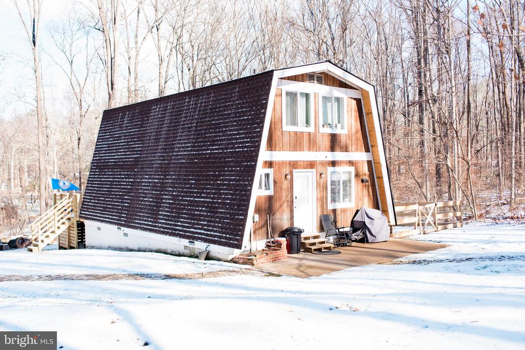 1659 S LAKESHORE DR, LOUISA, Virginia 23093, 3 Bedrooms Bedrooms, ,2 BathroomsBathrooms,Residential,1659 S LAKESHORE DR,VALA2009328 MLS # VALA2009328