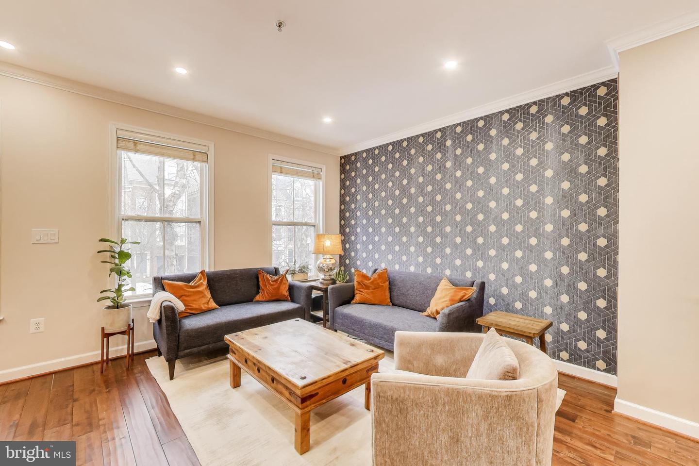 814 CAPITOL SQUARE PL SW, WASHINGTON, District Of Columbia 20024, 4 Bedrooms Bedrooms, ,3 BathroomsBathrooms,Residential,For sale,814 CAPITOL SQUARE PL SW,DCDC2241402 MLS # DCDC2241402