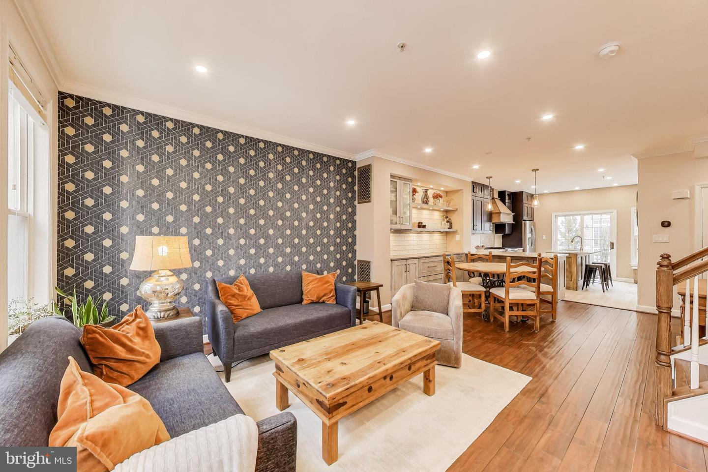 814 CAPITOL SQUARE PL SW, WASHINGTON, District Of Columbia 20024, 4 Bedrooms Bedrooms, ,3 BathroomsBathrooms,Residential,For sale,814 CAPITOL SQUARE PL SW,DCDC2241402 MLS # DCDC2241402