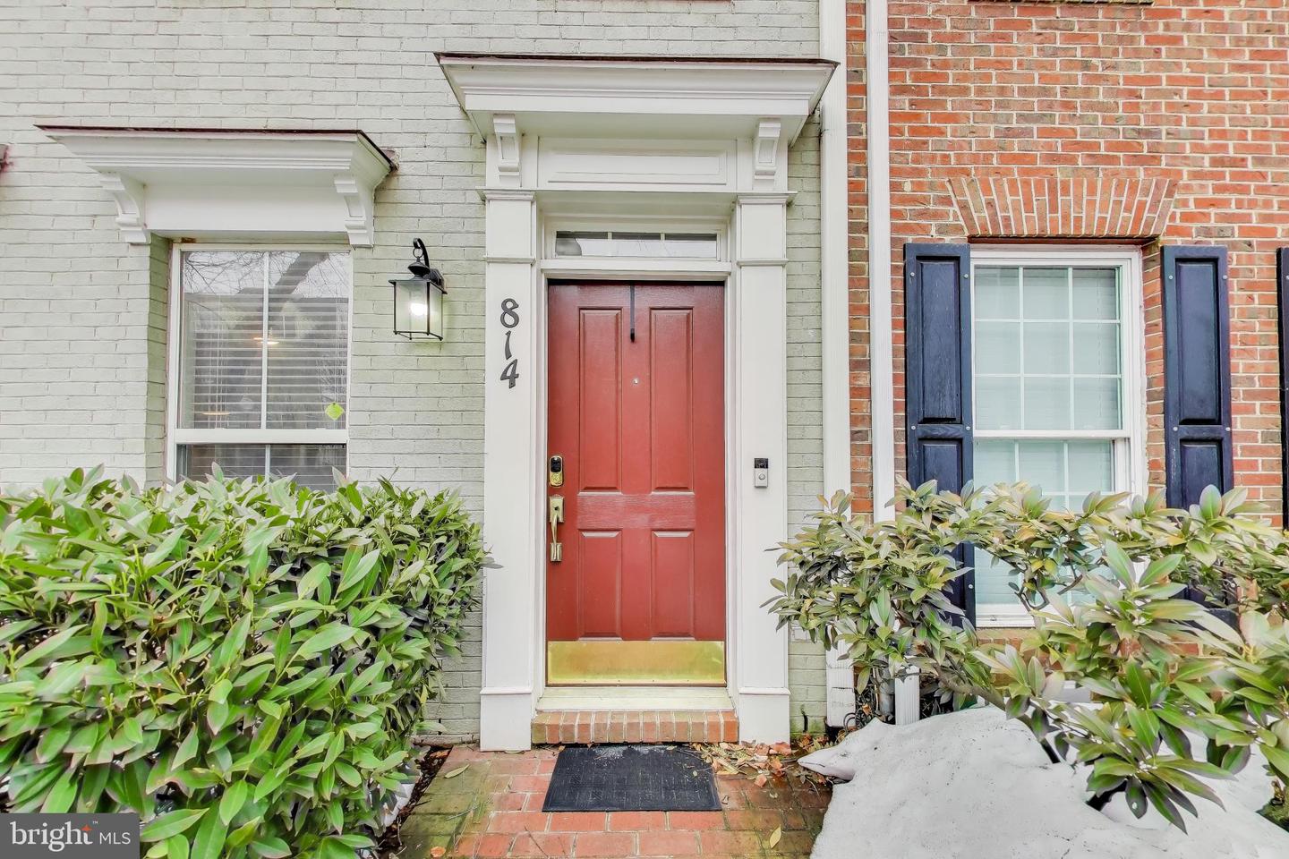 814 CAPITOL SQUARE PL SW, WASHINGTON, District Of Columbia 20024, 4 Bedrooms Bedrooms, ,3 BathroomsBathrooms,Residential,For sale,814 CAPITOL SQUARE PL SW,DCDC2241402 MLS # DCDC2241402