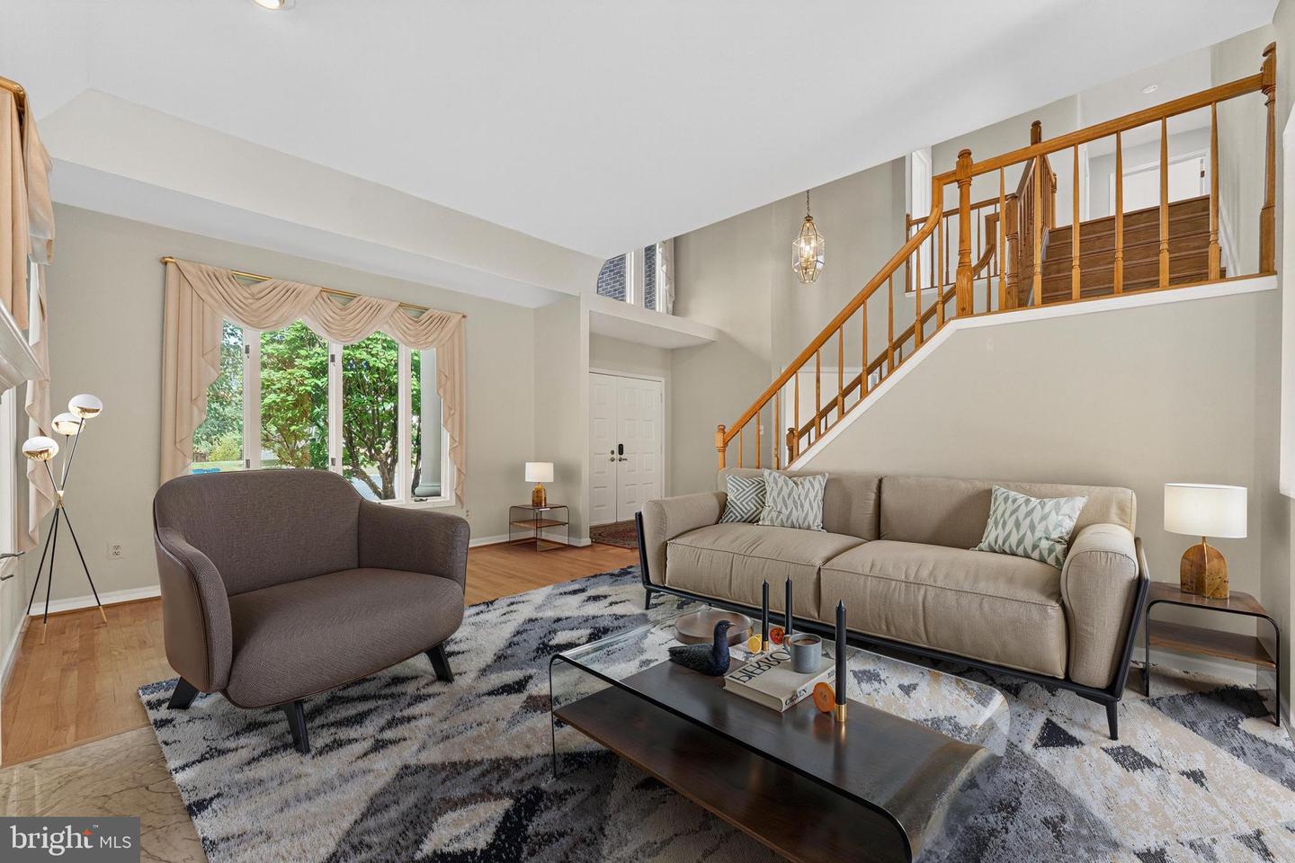 13103 ANVIL PL, HERNDON, Virginia 20171, 4 Bedrooms Bedrooms, 15 Rooms Rooms,3 BathroomsBathrooms,Residential,For sale,13103 ANVIL PL,VAFX2285914 MLS # VAFX2285914