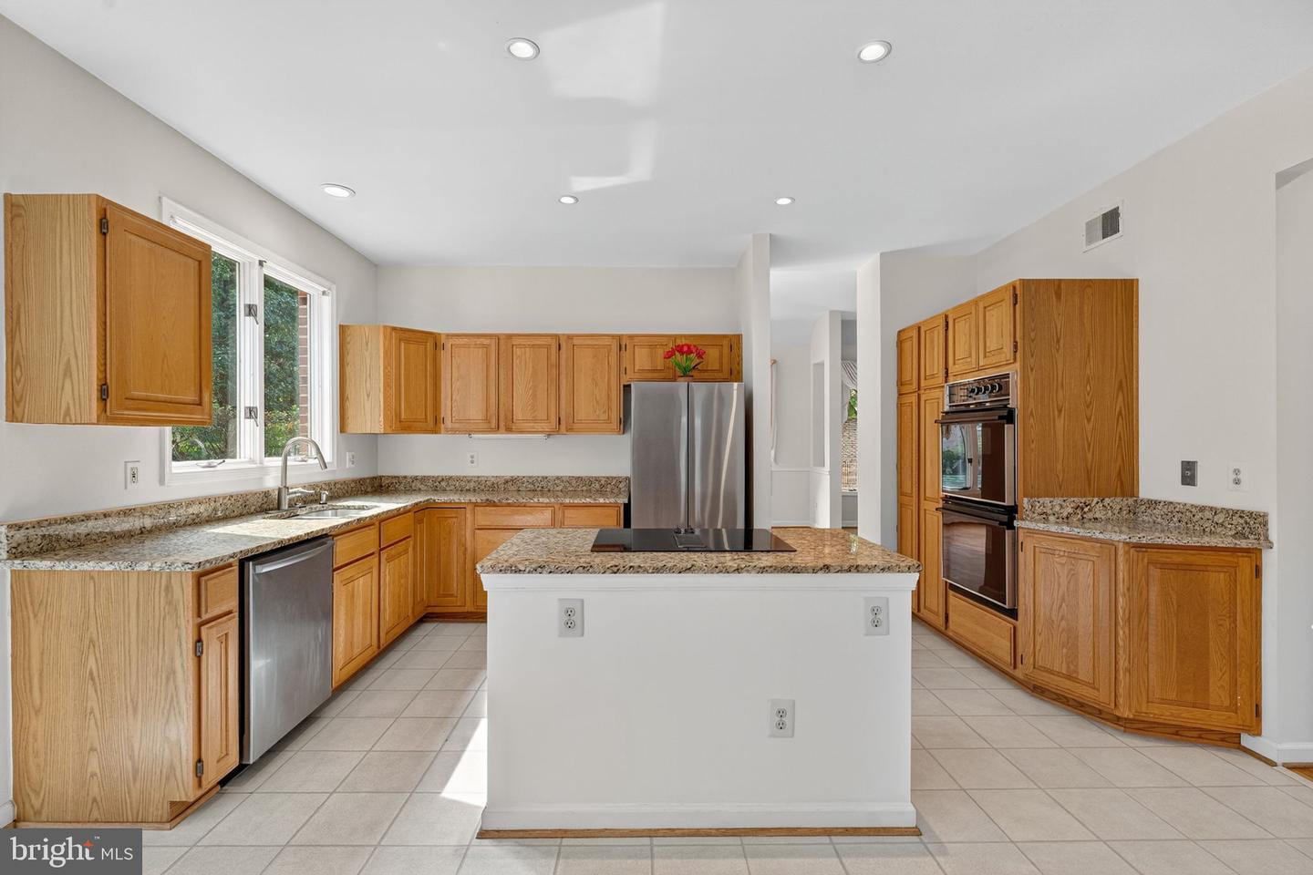 13103 ANVIL PL, HERNDON, Virginia 20171, 4 Bedrooms Bedrooms, 15 Rooms Rooms,3 BathroomsBathrooms,Residential,For sale,13103 ANVIL PL,VAFX2285914 MLS # VAFX2285914