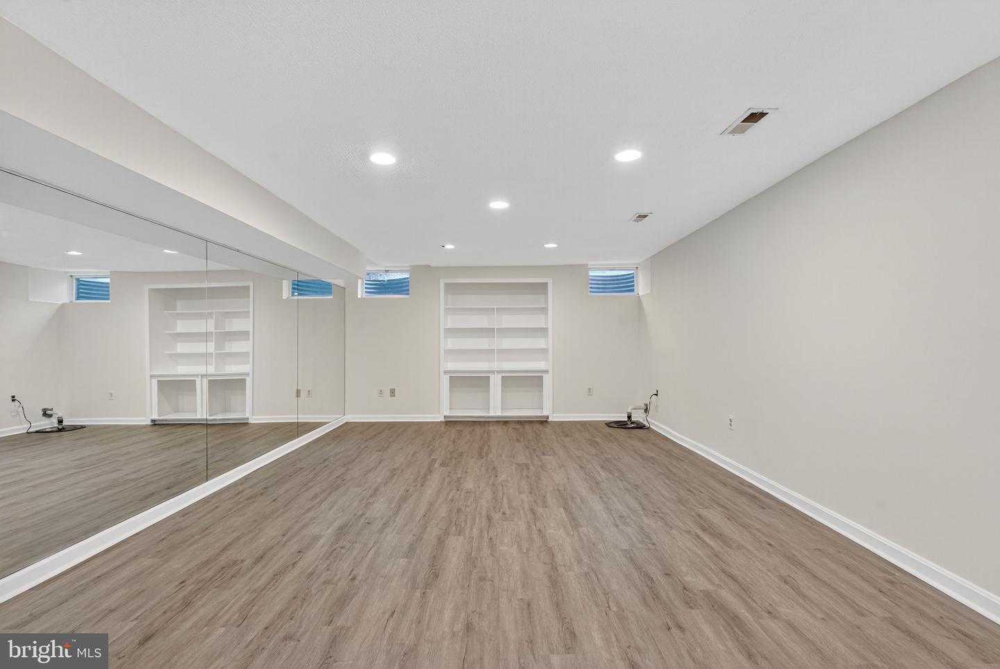 13103 ANVIL PL, HERNDON, Virginia 20171, 4 Bedrooms Bedrooms, 15 Rooms Rooms,3 BathroomsBathrooms,Residential,For sale,13103 ANVIL PL,VAFX2285914 MLS # VAFX2285914