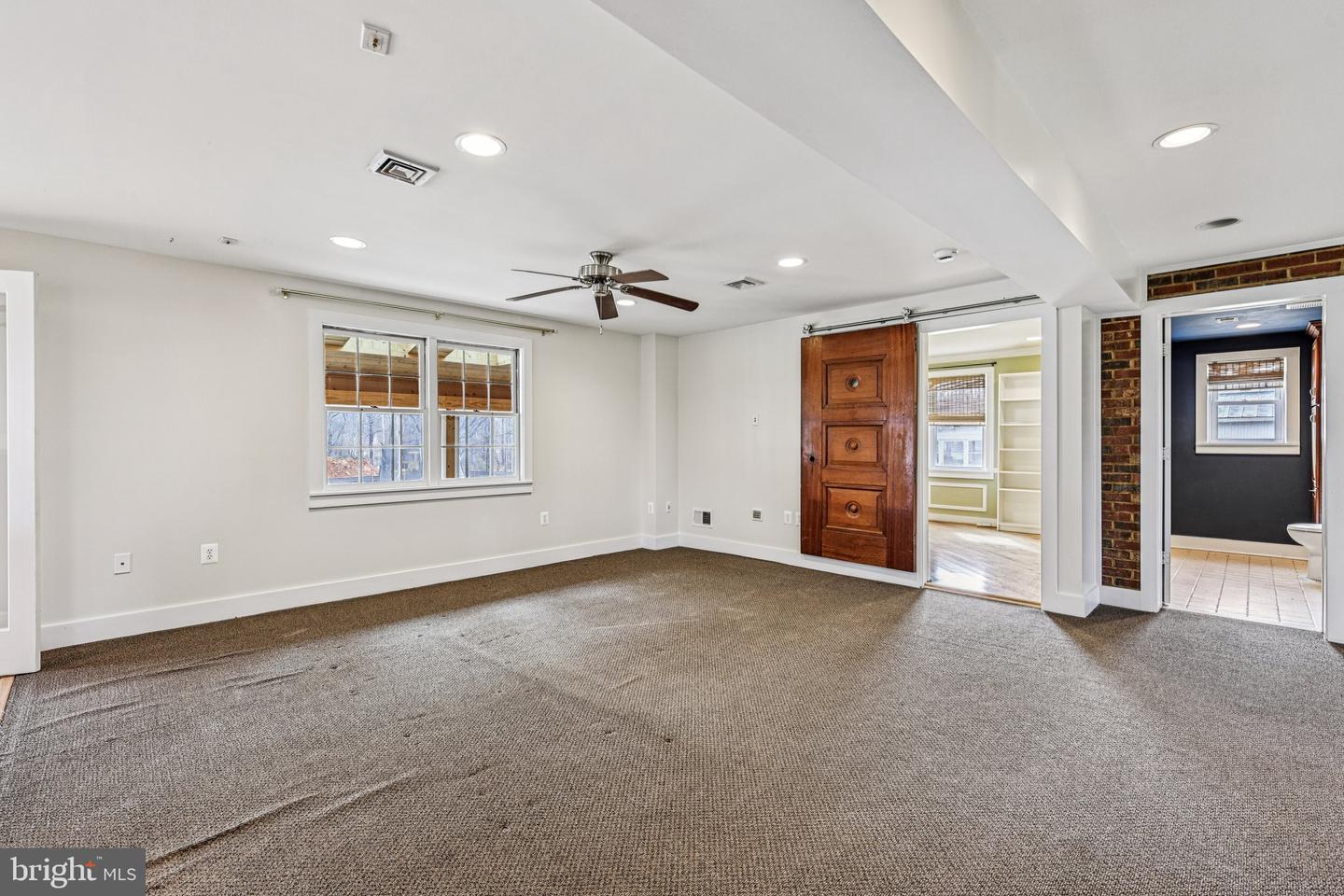 11719 DUMFRIES RD, MANASSAS, Virginia 20112, 3 Bedrooms Bedrooms, ,2 BathroomsBathrooms,Residential,For sale,11719 DUMFRIES RD,VAPW2110616 MLS # VAPW2110616