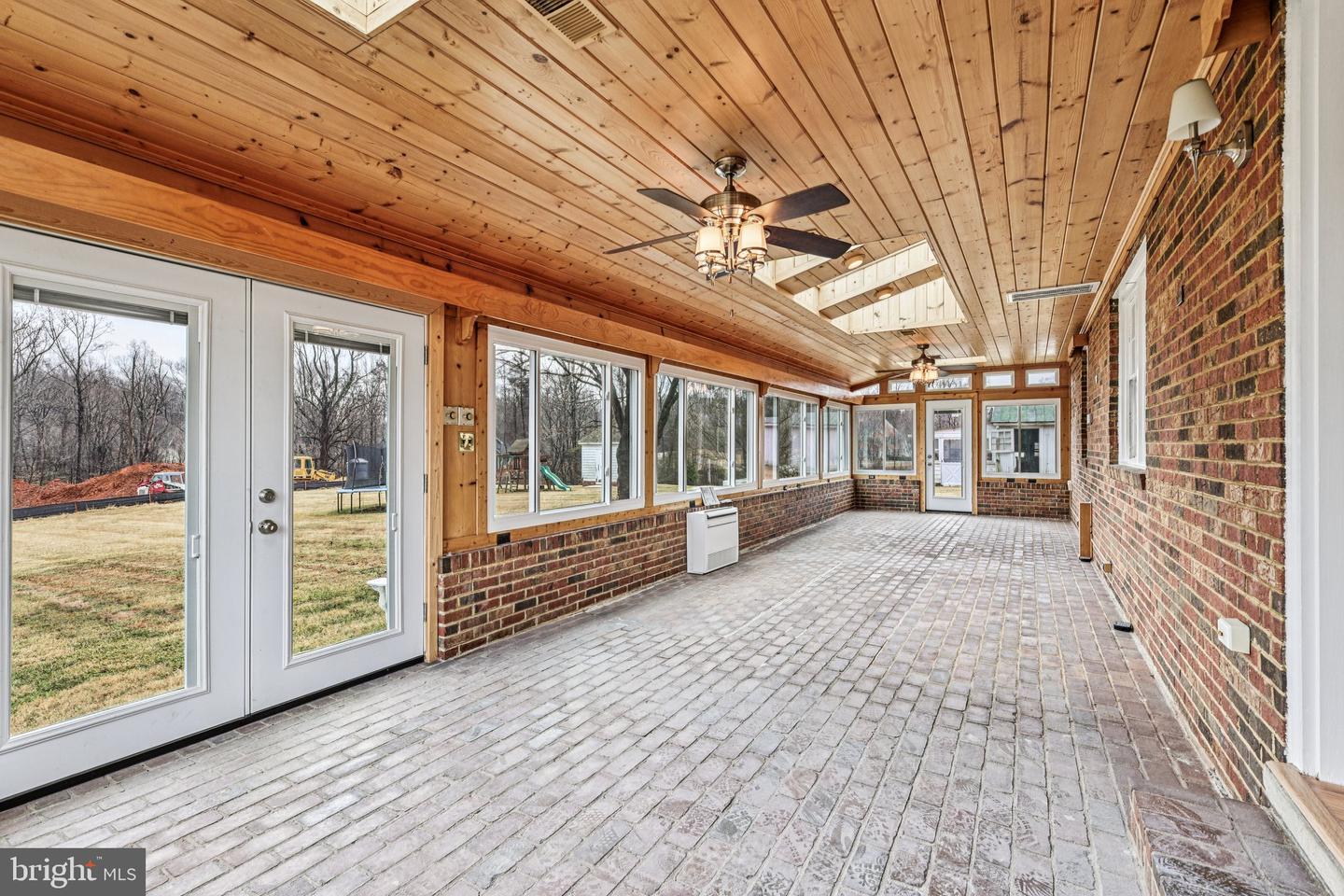 11719 DUMFRIES RD, MANASSAS, Virginia 20112, 3 Bedrooms Bedrooms, ,2 BathroomsBathrooms,Residential,For sale,11719 DUMFRIES RD,VAPW2110616 MLS # VAPW2110616