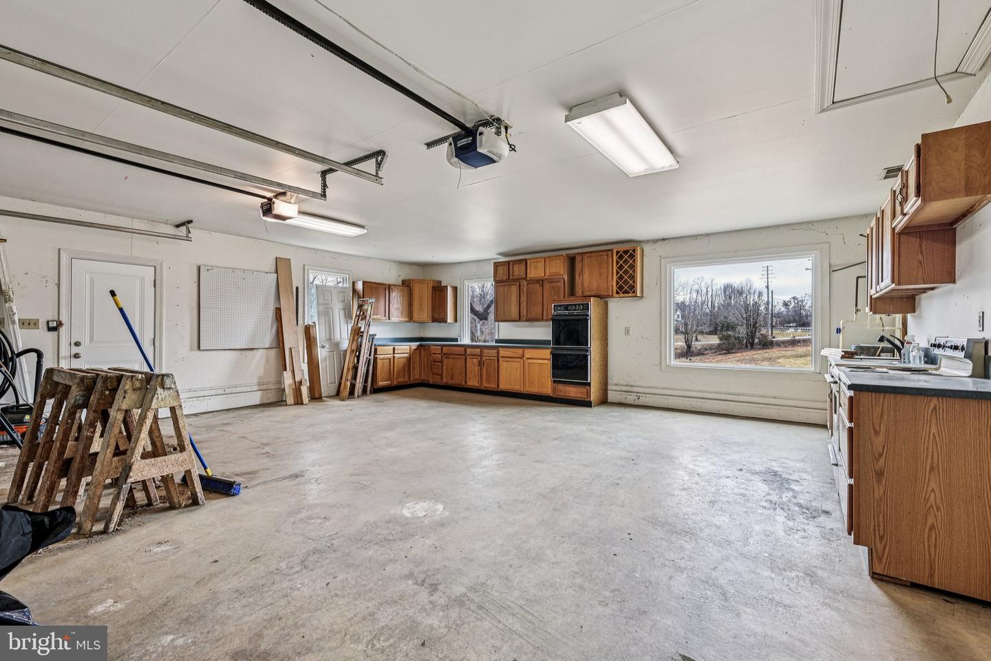 11719 DUMFRIES RD, MANASSAS, Virginia 20112, 3 Bedrooms Bedrooms, ,2 BathroomsBathrooms,Residential,For sale,11719 DUMFRIES RD,VAPW2110616 MLS # VAPW2110616