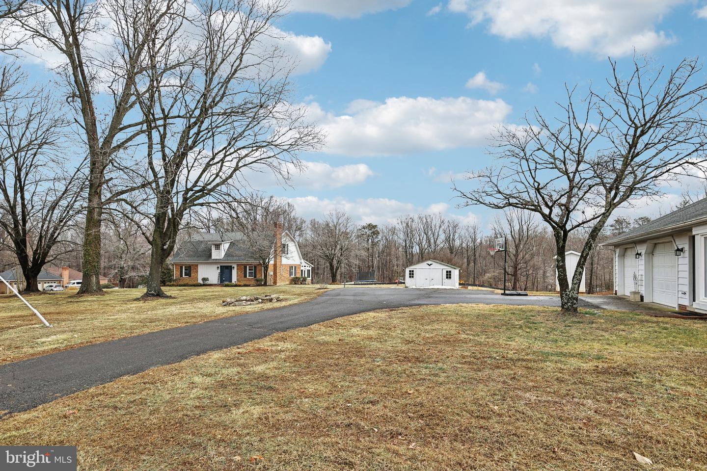 11719 DUMFRIES RD, MANASSAS, Virginia 20112, 3 Bedrooms Bedrooms, ,2 BathroomsBathrooms,Residential,For sale,11719 DUMFRIES RD,VAPW2110616 MLS # VAPW2110616