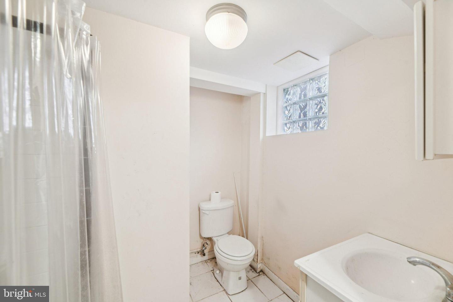 5115 38TH ST NW, WASHINGTON, District Of Columbia 20016, 4 Bedrooms Bedrooms, 18 Rooms Rooms,3 BathroomsBathrooms,Residential,For sale,5115 38TH ST NW,DCDC2241764 MLS # DCDC2241764