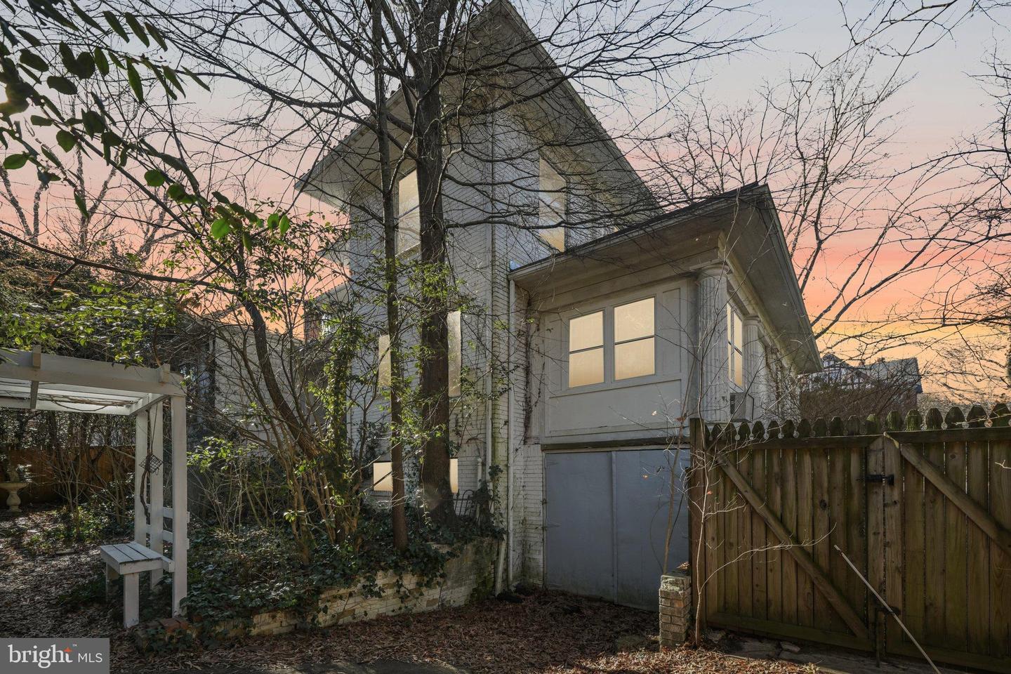 5115 38TH ST NW, WASHINGTON, District Of Columbia 20016, 4 Bedrooms Bedrooms, 18 Rooms Rooms,3 BathroomsBathrooms,Residential,For sale,5115 38TH ST NW,DCDC2241764 MLS # DCDC2241764