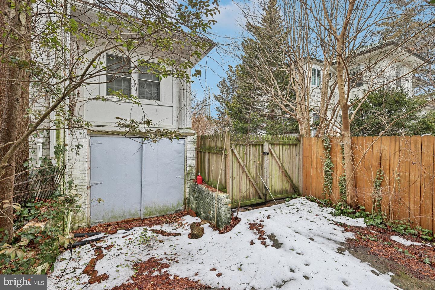 5115 38TH ST NW, WASHINGTON, District Of Columbia 20016, 4 Bedrooms Bedrooms, 18 Rooms Rooms,3 BathroomsBathrooms,Residential,For sale,5115 38TH ST NW,DCDC2241764 MLS # DCDC2241764