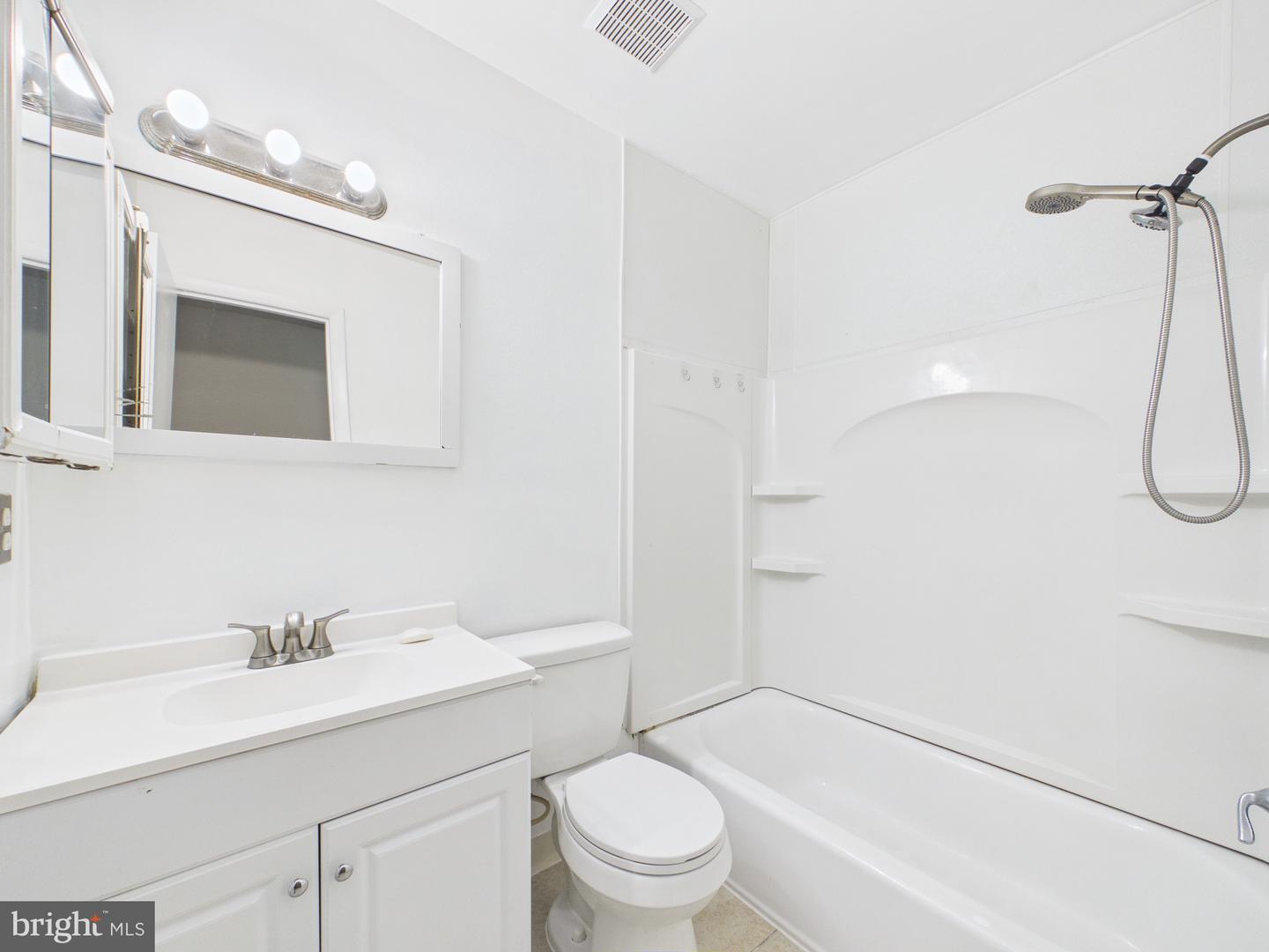 14672 ENDSLEY TURN, WOODBRIDGE, Virginia 22193, 3 Bedrooms Bedrooms, ,1 BathroomBathrooms,Residential,For sale,14672 ENDSLEY TURN,VAPW2110844 MLS # VAPW2110844 14672 ENDSLEY TURN, WOODBRIDGE, Virginia 22193, 3 Bedrooms Bedrooms, ,1 BathroomBathrooms,Residential,For sale,14672 ENDSLEY TURN,VAPW2110844 MLS # VAPW2110844