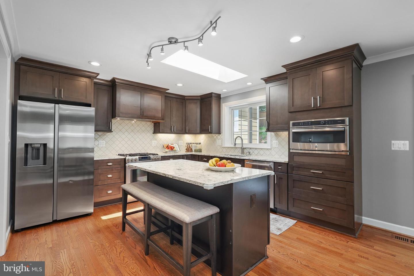 9322 GLENBROOK RD, FAIRFAX, Virginia 22031, 4 Bedrooms Bedrooms, ,3 BathroomsBathrooms,Residential,For sale,9322 GLENBROOK RD,VAFX2287146 MLS # VAFX2287146