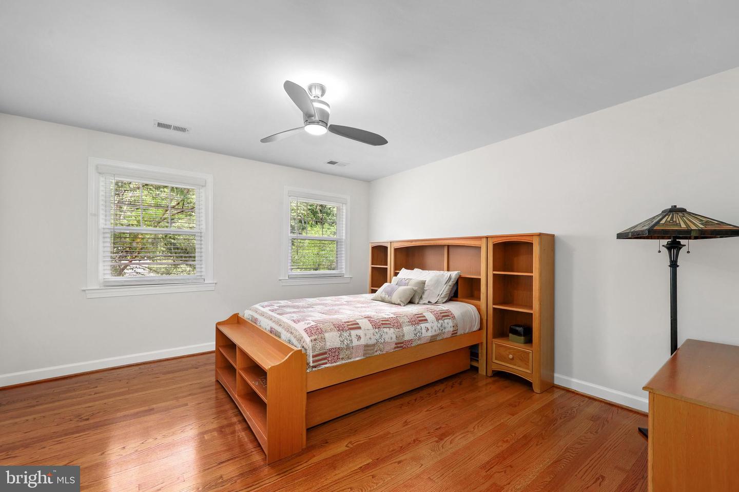 9322 GLENBROOK RD, FAIRFAX, Virginia 22031, 4 Bedrooms Bedrooms, ,3 BathroomsBathrooms,Residential,For sale,9322 GLENBROOK RD,VAFX2287146 MLS # VAFX2287146