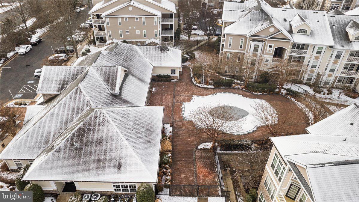 501 SUNSET VIEW TER SE #406, LEESBURG, Virginia 20175, 2 Bedrooms Bedrooms, ,2 BathroomsBathrooms,Residential,For sale,501 SUNSET VIEW TER SE #406,VALO2114704 MLS # VALO2114704