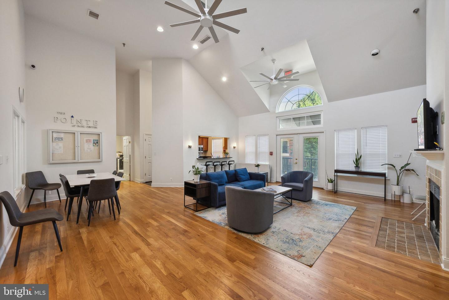 3309 WYNDHAM CIR #1172, ALEXANDRIA, Virginia 22302, 2 Bedrooms Bedrooms, ,2 BathroomsBathrooms,Residential,For sale,3309 WYNDHAM CIR #1172,VAAX2053558 MLS # VAAX2053558