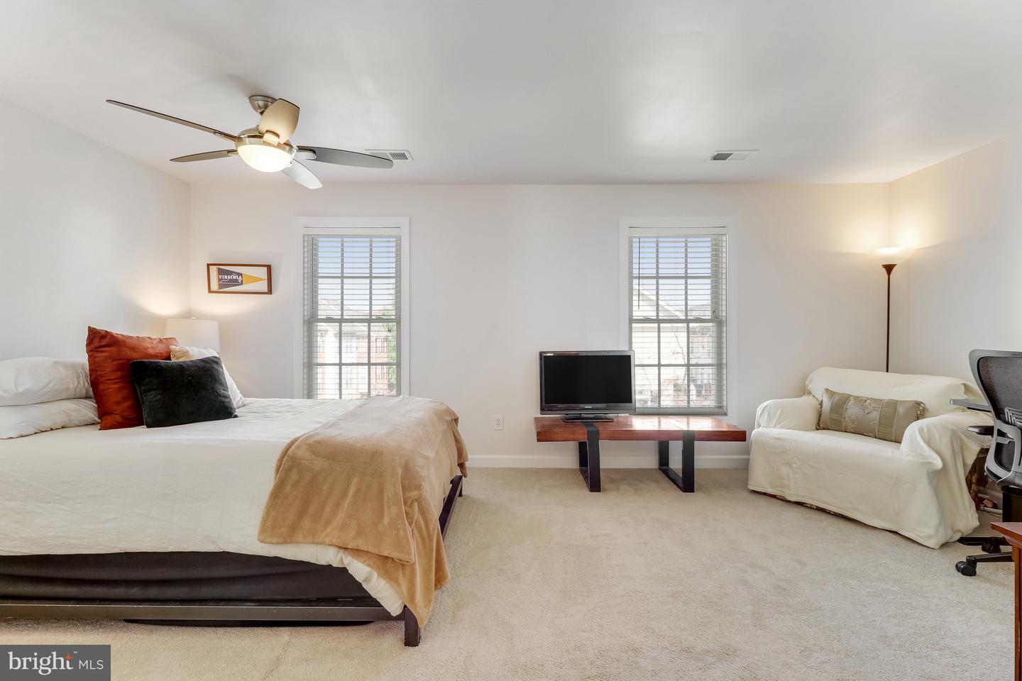 5826 PEARSON LN, ALEXANDRIA, Virginia 22304, 3 Bedrooms Bedrooms, ,3 BathroomsBathrooms,Residential,For sale,5826 PEARSON LN,VAAX2053594 MLS # VAAX2053594 5826 PEARSON LN, ALEXANDRIA, Virginia 22304, 3 Bedrooms Bedrooms, ,3 BathroomsBathrooms,Residential,For sale,5826 PEARSON LN,VAAX2053594 MLS # VAAX2053594