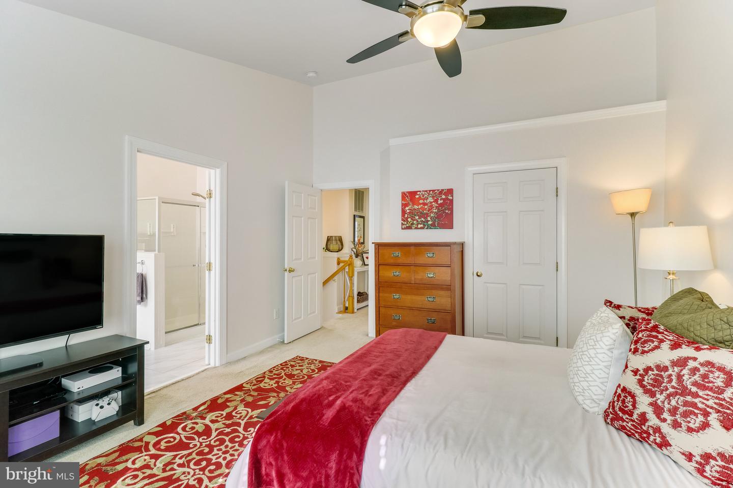 5826 PEARSON LN, ALEXANDRIA, Virginia 22304, 3 Bedrooms Bedrooms, ,3 BathroomsBathrooms,Residential,For sale,5826 PEARSON LN,VAAX2053594 MLS # VAAX2053594 5826 PEARSON LN, ALEXANDRIA, Virginia 22304, 3 Bedrooms Bedrooms, ,3 BathroomsBathrooms,Residential,For sale,5826 PEARSON LN,VAAX2053594 MLS # VAAX2053594