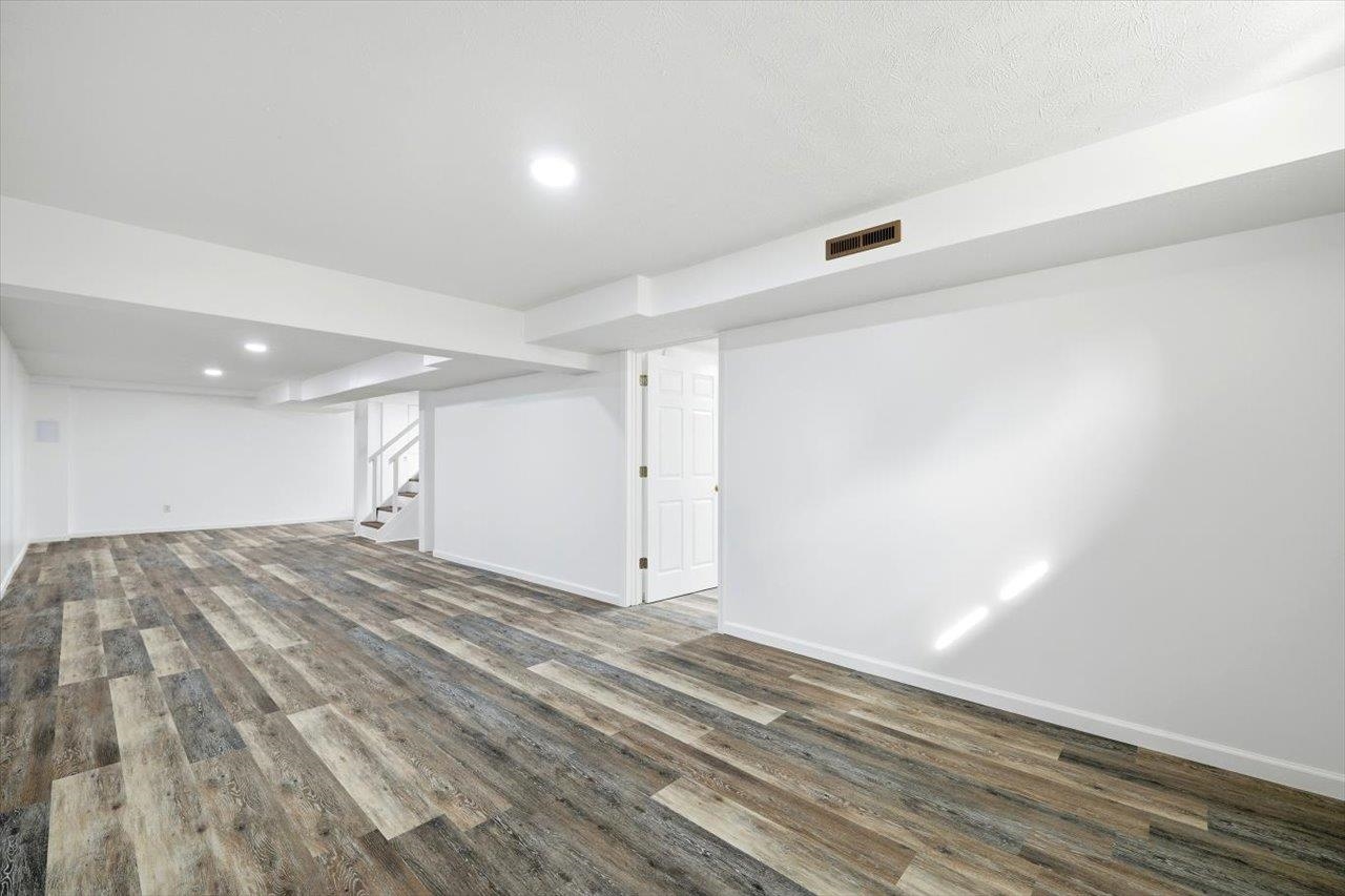 11 PARTLOW ST, STAUNTON, Virginia 24401, 4 Bedrooms Bedrooms, ,2 BathroomsBathrooms,Residential,11 PARTLOW ST,673569 MLS # 673569