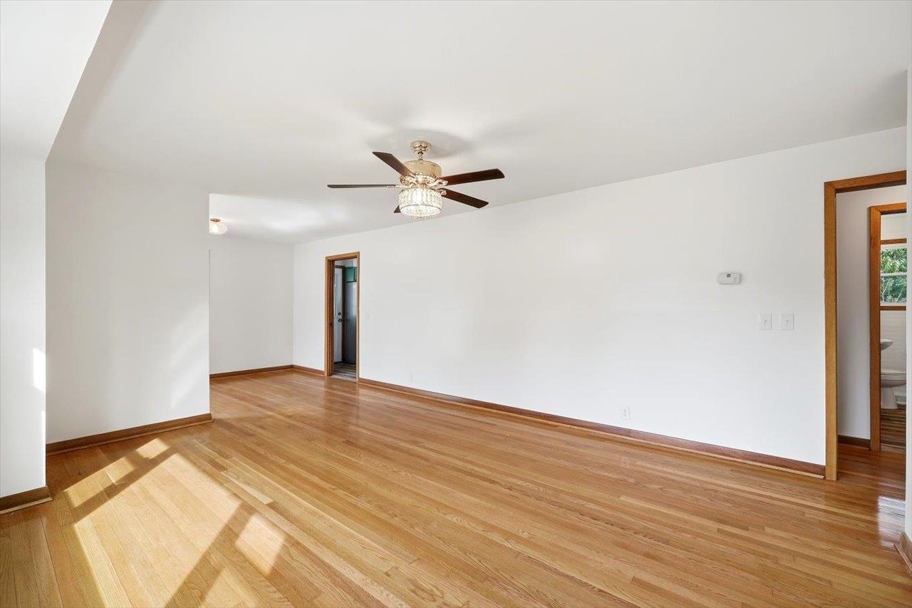 11 PARTLOW ST, STAUNTON, Virginia 24401, 4 Bedrooms Bedrooms, ,2 BathroomsBathrooms,Residential,11 PARTLOW ST,673569 MLS # 673569