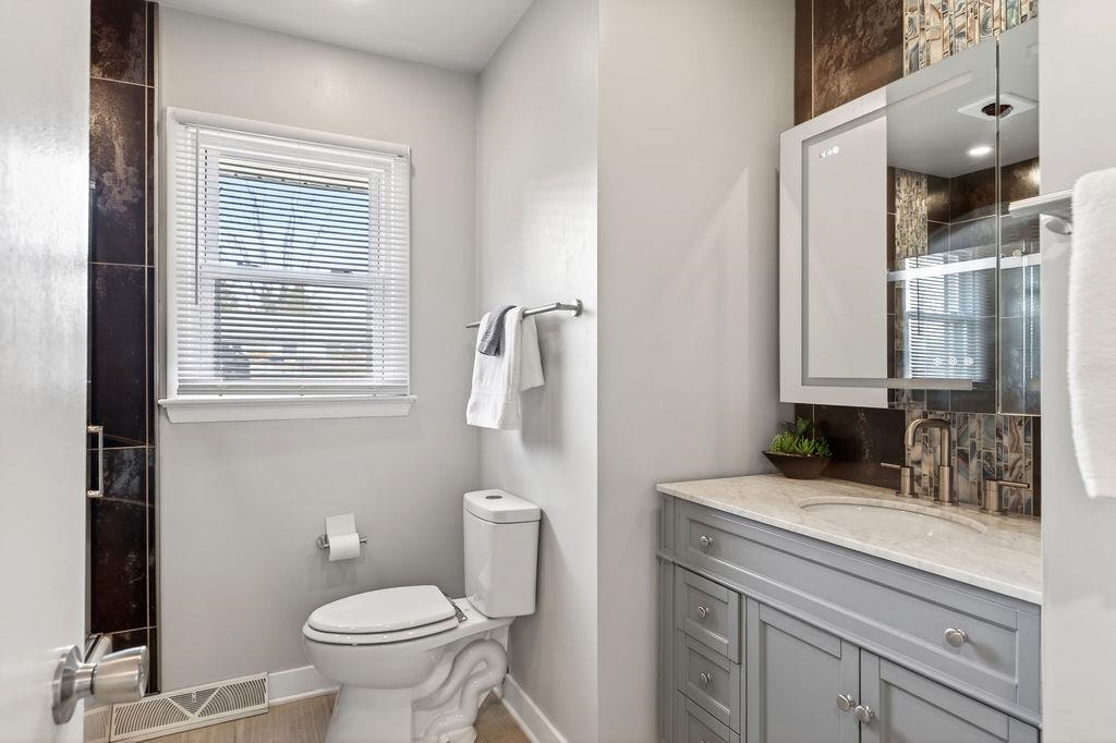 725 AINTREE PL, STAUNTON, Virginia 24401, 3 Bedrooms Bedrooms, ,2 BathroomsBathrooms,Residential,725 AINTREE PL,673584 MLS # 673584