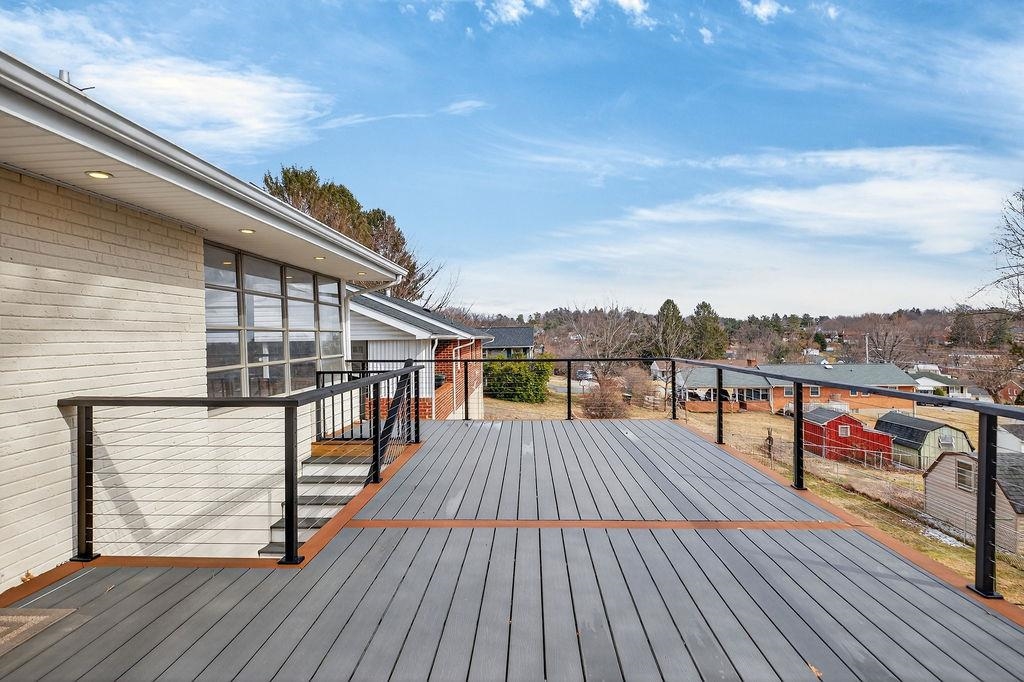 725 AINTREE PL, STAUNTON, Virginia 24401, 3 Bedrooms Bedrooms, ,2 BathroomsBathrooms,Residential,725 AINTREE PL,673584 MLS # 673584