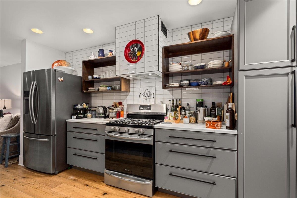 182 EMERALD DR, HARRISONBURG, Virginia 22801, 2 Bedrooms Bedrooms, ,1 BathroomBathrooms,Residential,Emerald City Treasure,182 EMERALD DR,673586 MLS # 673586