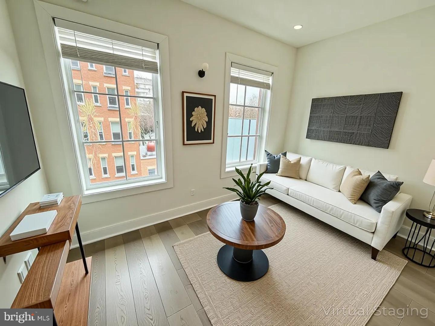 1412 CHAPIN ST NW #302, WASHINGTON, District Of Columbia 20009, 2 Bedrooms Bedrooms, 3 Rooms Rooms,2 BathroomsBathrooms,Residential,For sale,1412 CHAPIN ST NW #302,DCDC2244154 MLS # DCDC2244154