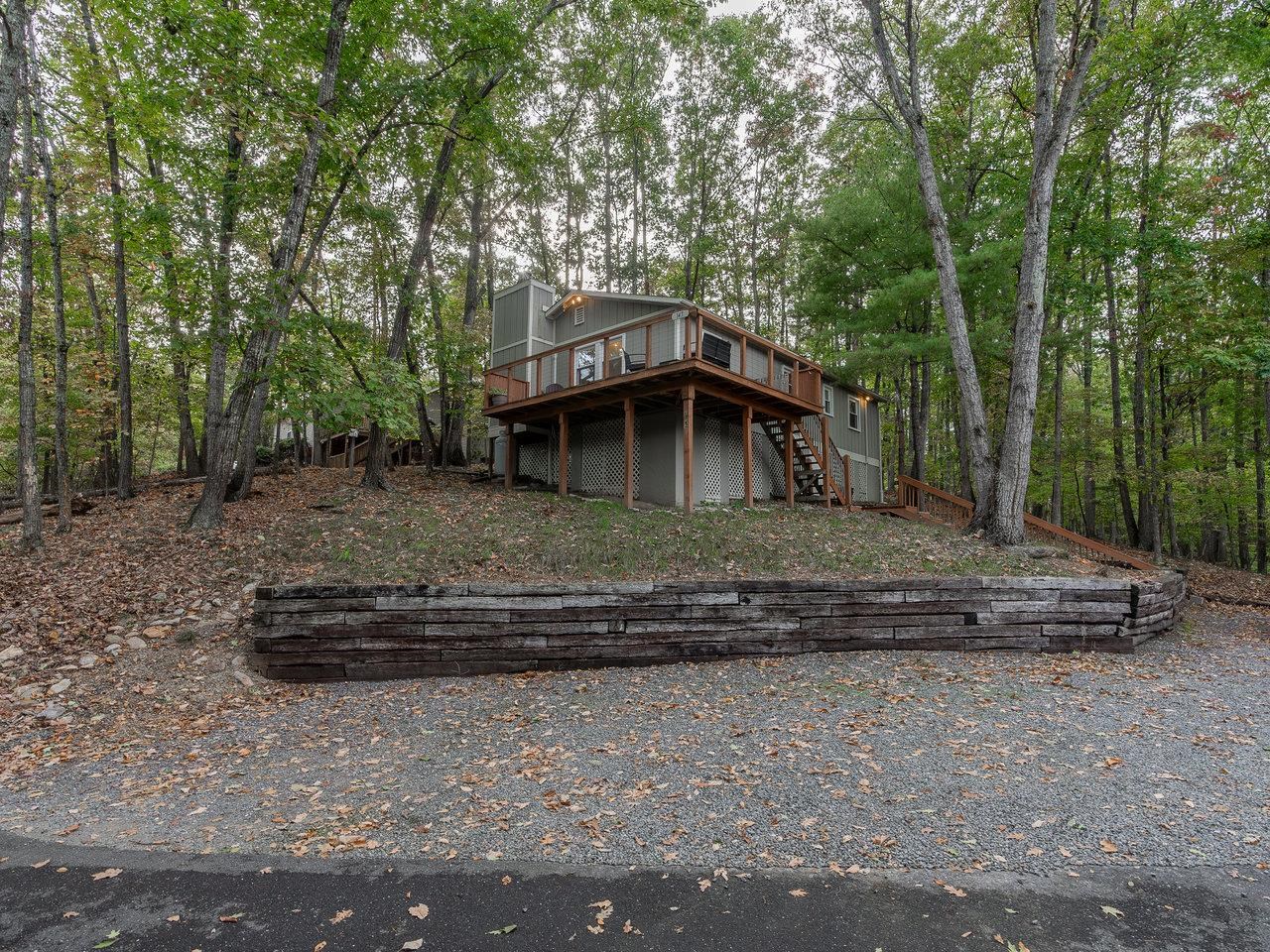 147 CUB LN, MCGAHEYSVILLE, Virginia 22840, 2 Bedrooms Bedrooms, ,1 BathroomBathrooms,Residential,147 CUB LN,673589 MLS # 673589