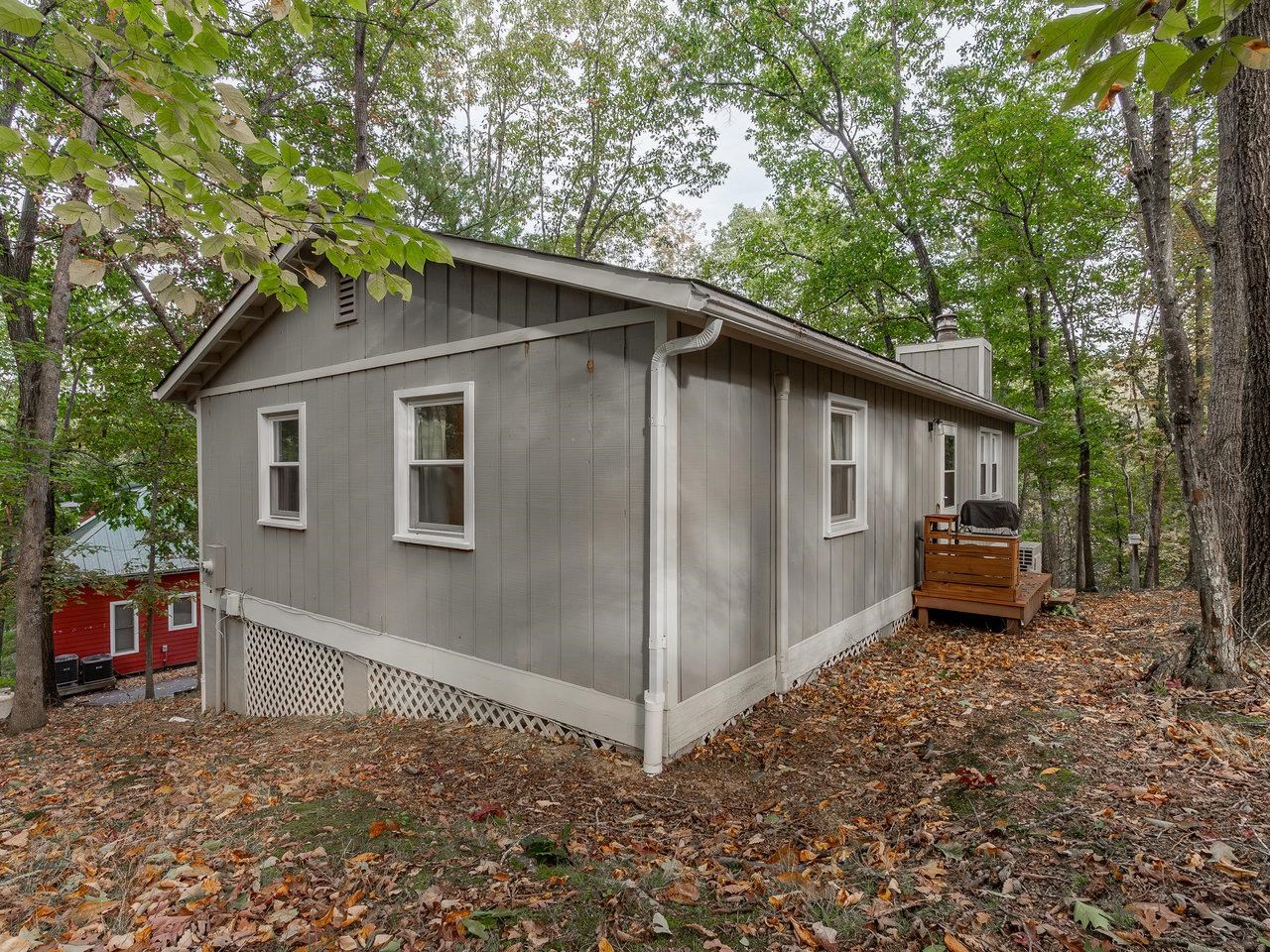 147 CUB LN, MCGAHEYSVILLE, Virginia 22840, 2 Bedrooms Bedrooms, ,1 BathroomBathrooms,Residential,147 CUB LN,673589 MLS # 673589