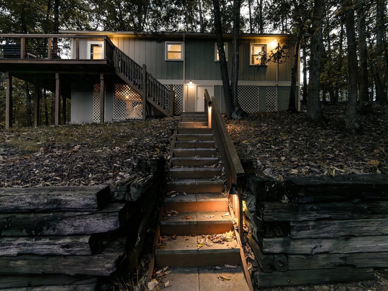 147 CUB LN, MCGAHEYSVILLE, Virginia 22840, 2 Bedrooms Bedrooms, ,1 BathroomBathrooms,Residential,147 CUB LN,673589 MLS # 673589