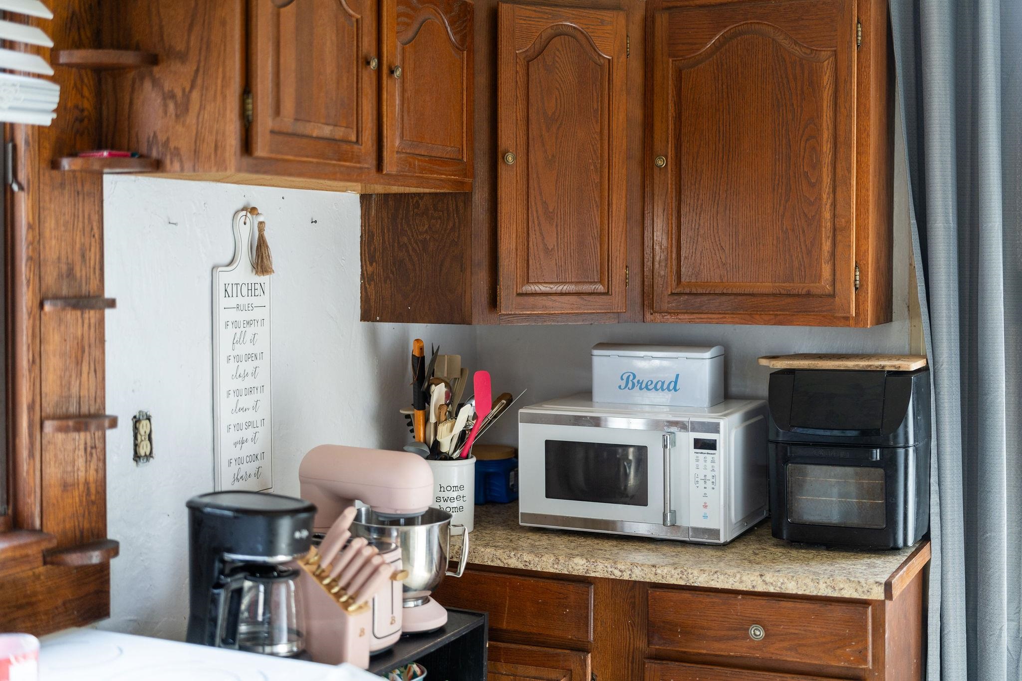 503 AUGUSTA AVE, GROTTOES, Virginia 24441, 3 Bedrooms Bedrooms, ,1 BathroomBathrooms,Residential,503 AUGUSTA AVE,673591 MLS # 673591