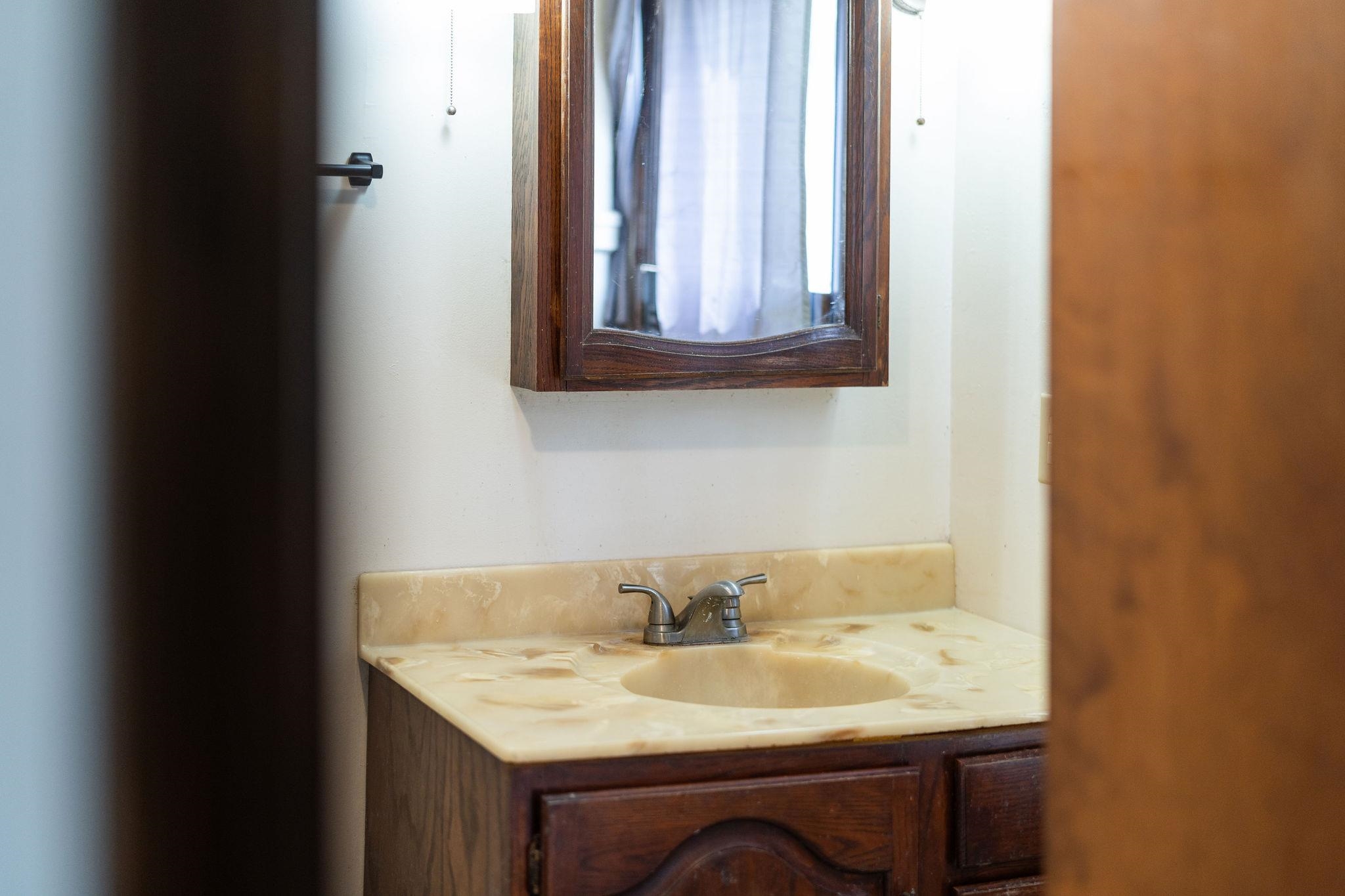 503 AUGUSTA AVE, GROTTOES, Virginia 24441, 3 Bedrooms Bedrooms, ,1 BathroomBathrooms,Residential,503 AUGUSTA AVE,673591 MLS # 673591