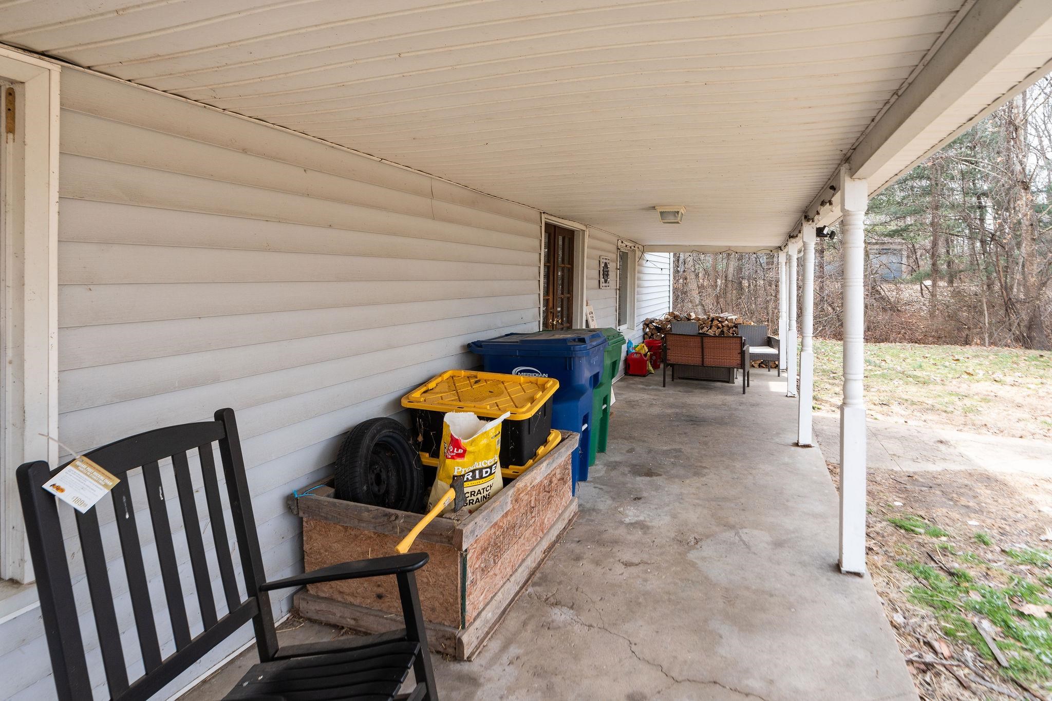 503 AUGUSTA AVE, GROTTOES, Virginia 24441, 3 Bedrooms Bedrooms, ,1 BathroomBathrooms,Residential,503 AUGUSTA AVE,673591 MLS # 673591