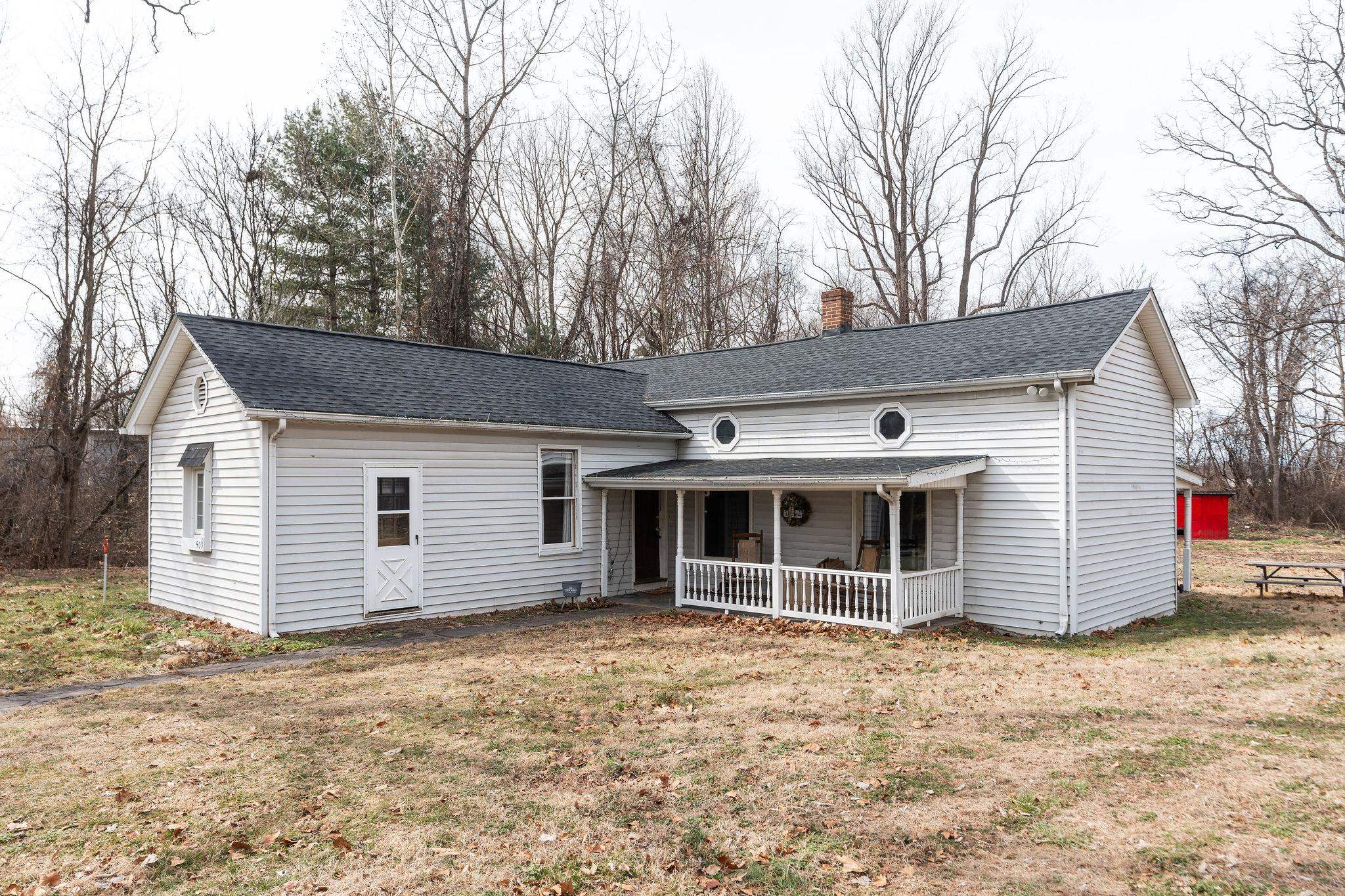 503 AUGUSTA AVE, GROTTOES, Virginia 24441, 3 Bedrooms Bedrooms, ,1 BathroomBathrooms,Residential,503 AUGUSTA AVE,673591 MLS # 673591