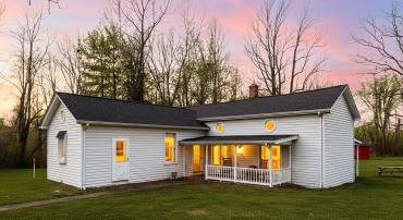 503 AUGUSTA AVE, GROTTOES, Virginia 24441, 3 Bedrooms Bedrooms, ,1 BathroomBathrooms,Residential,503 AUGUSTA AVE,673591 MLS # 673591