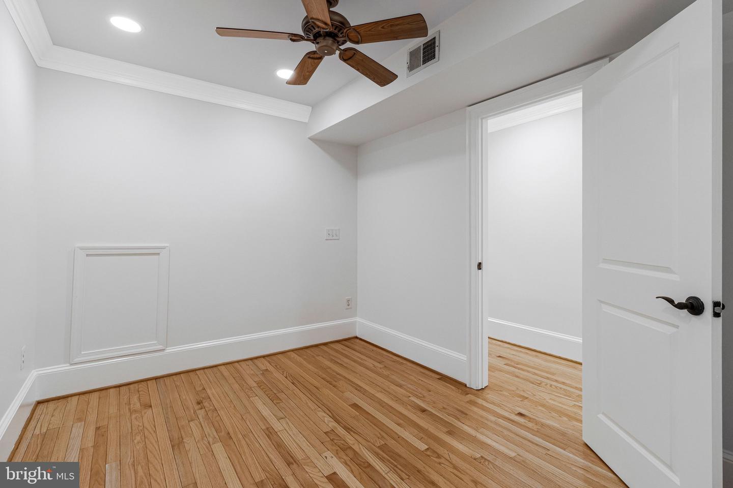 629 4TH ST NE #1, WASHINGTON, District Of Columbia 20002, 2 Bedrooms Bedrooms, ,1 BathroomBathrooms,Residential,For sale,629 4TH ST NE #1,DCDC2244264 MLS # DCDC2244264 629 4TH ST NE #1, WASHINGTON, District Of Columbia 20002, 2 Bedrooms Bedrooms, ,1 BathroomBathrooms,Residential,For sale,629 4TH ST NE #1,DCDC2244264 MLS # DCDC2244264