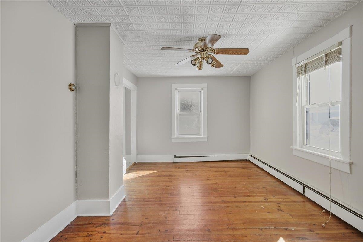 9525 S CONGRESS ST, NEW MARKET, Virginia 22844, 4 Bedrooms Bedrooms, ,1 BathroomBathrooms,Residential,9525 S CONGRESS ST,673593 MLS # 673593