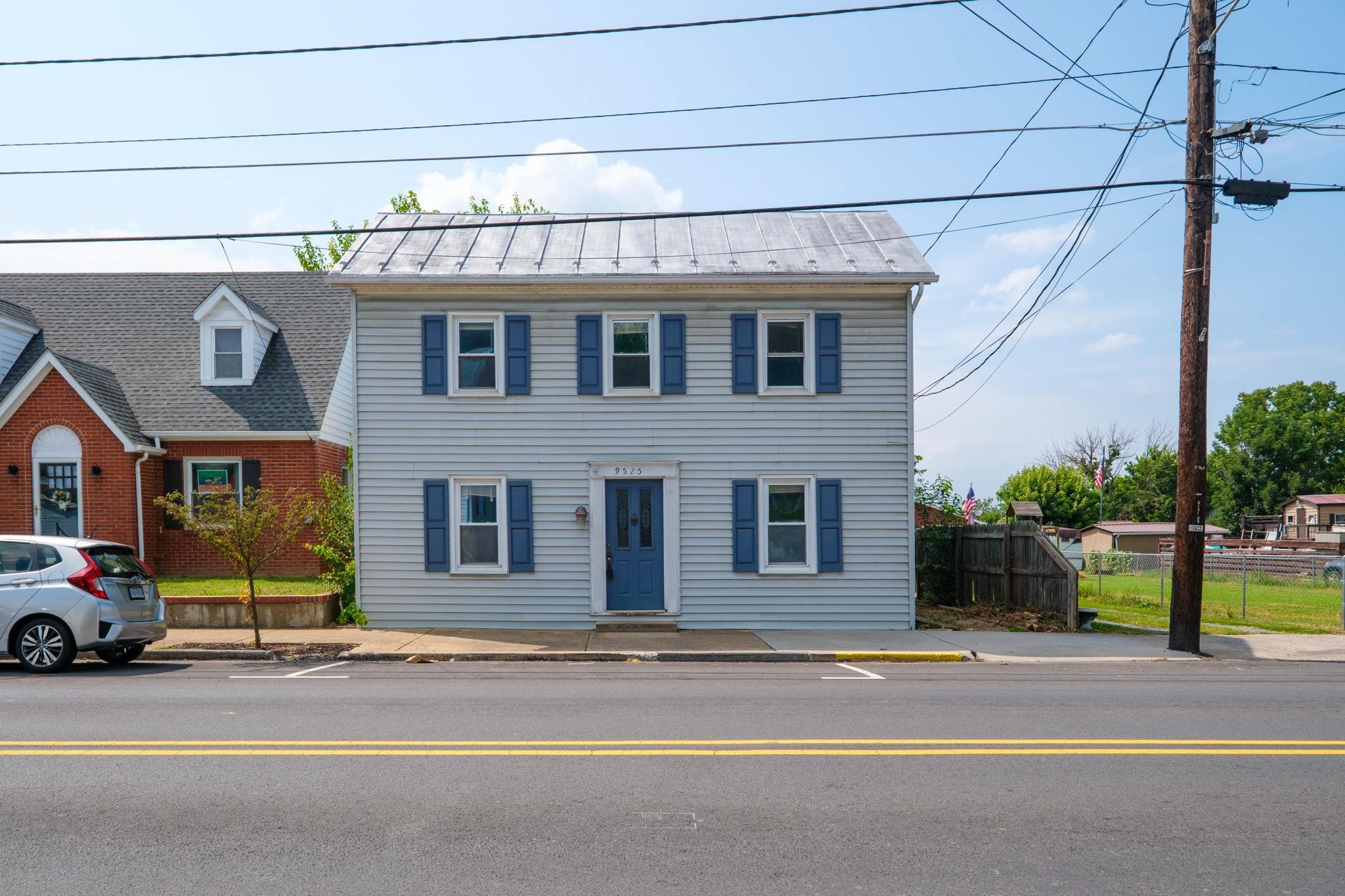 9525 S CONGRESS ST, NEW MARKET, Virginia 22844, 4 Bedrooms Bedrooms, ,1 BathroomBathrooms,Residential,9525 S CONGRESS ST,673593 MLS # 673593