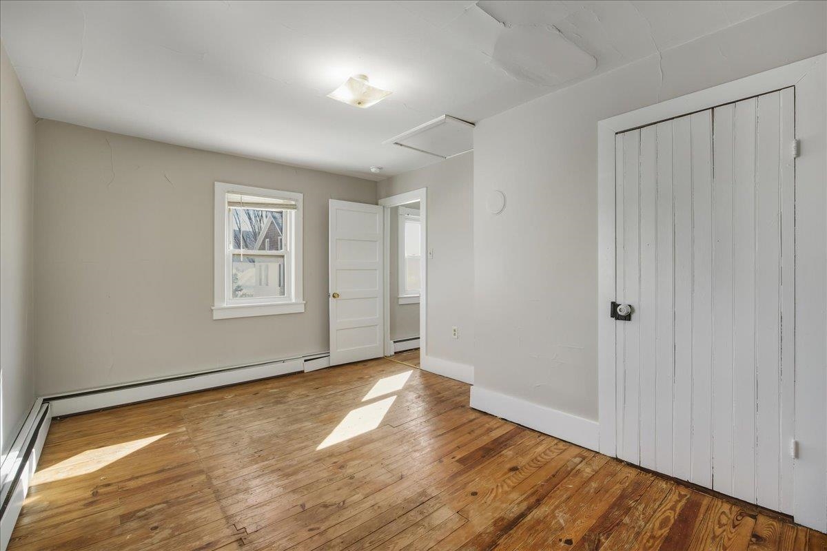 9525 S CONGRESS ST, NEW MARKET, Virginia 22844, 4 Bedrooms Bedrooms, ,1 BathroomBathrooms,Residential,9525 S CONGRESS ST,673593 MLS # 673593