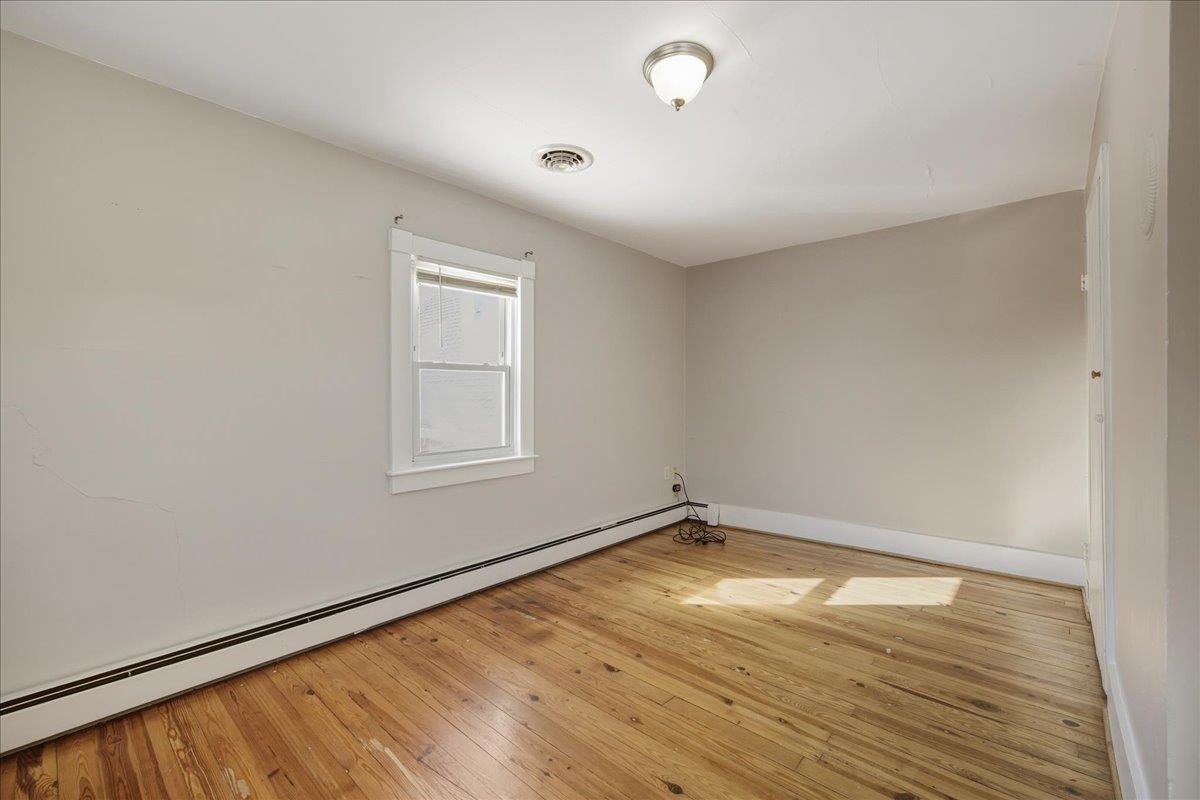 9525 S CONGRESS ST, NEW MARKET, Virginia 22844, 4 Bedrooms Bedrooms, ,1 BathroomBathrooms,Residential,9525 S CONGRESS ST,673593 MLS # 673593