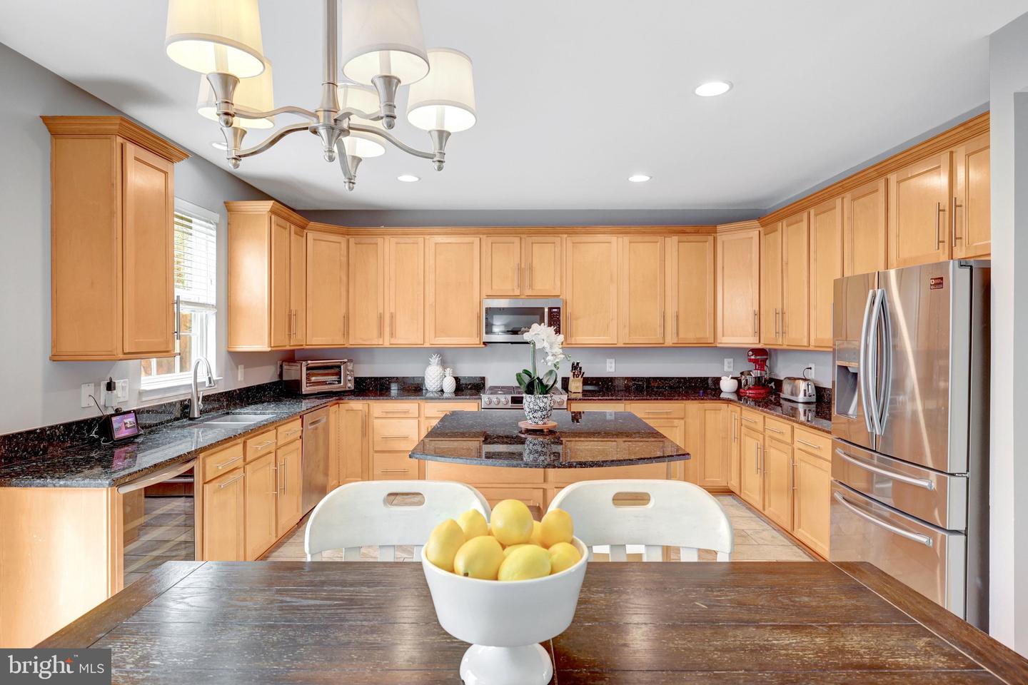 8360 TENBROOK DR, GAINESVILLE, Virginia 20155, 4 Bedrooms Bedrooms, ,4 BathroomsBathrooms,Residential,For sale,8360 TENBROOK DR,VAPW2112056 MLS # VAPW2112056