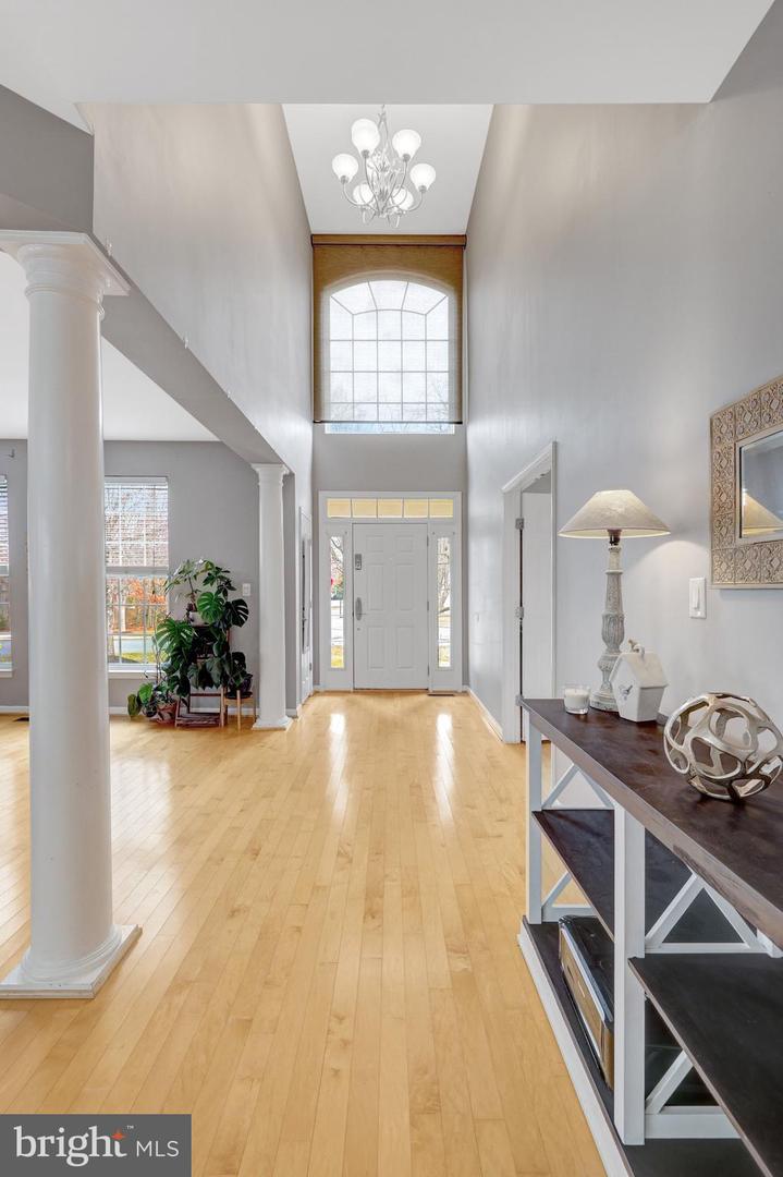 8360 TENBROOK DR, GAINESVILLE, Virginia 20155, 4 Bedrooms Bedrooms, ,4 BathroomsBathrooms,Residential,For sale,8360 TENBROOK DR,VAPW2112056 MLS # VAPW2112056