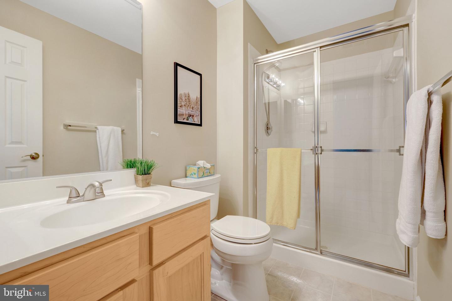 8360 TENBROOK DR, GAINESVILLE, Virginia 20155, 4 Bedrooms Bedrooms, ,4 BathroomsBathrooms,Residential,For sale,8360 TENBROOK DR,VAPW2112056 MLS # VAPW2112056