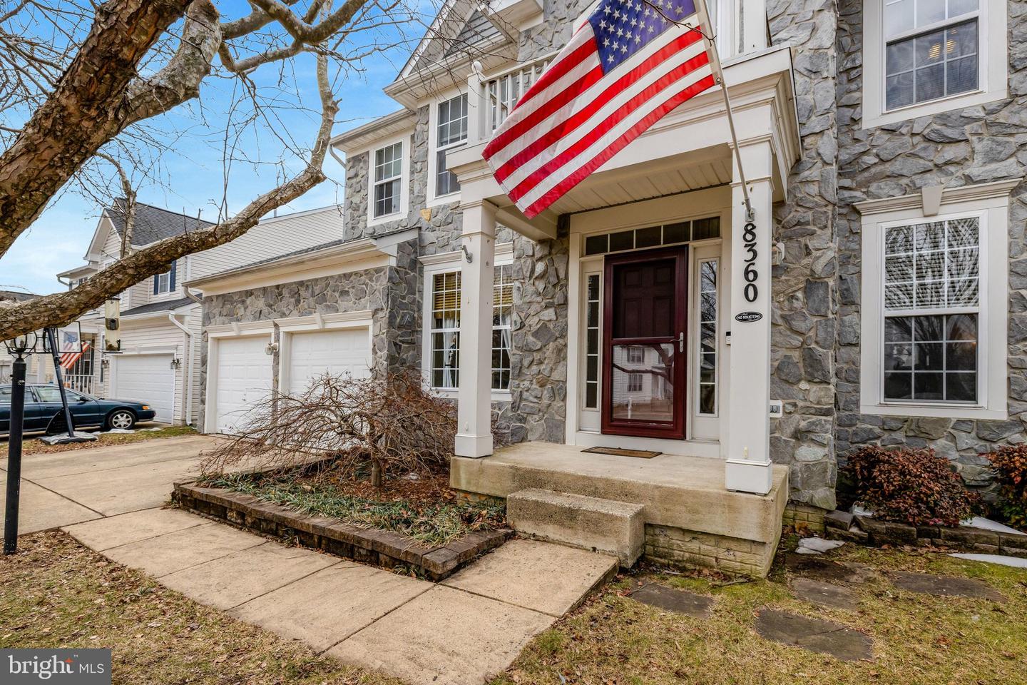 8360 TENBROOK DR, GAINESVILLE, Virginia 20155, 4 Bedrooms Bedrooms, ,4 BathroomsBathrooms,Residential,For sale,8360 TENBROOK DR,VAPW2112056 MLS # VAPW2112056